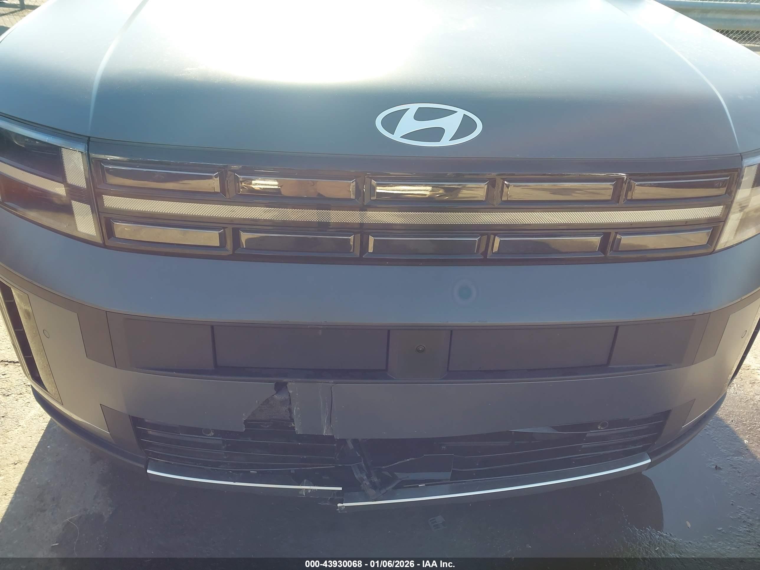 HYUNDAI SANTA image 6