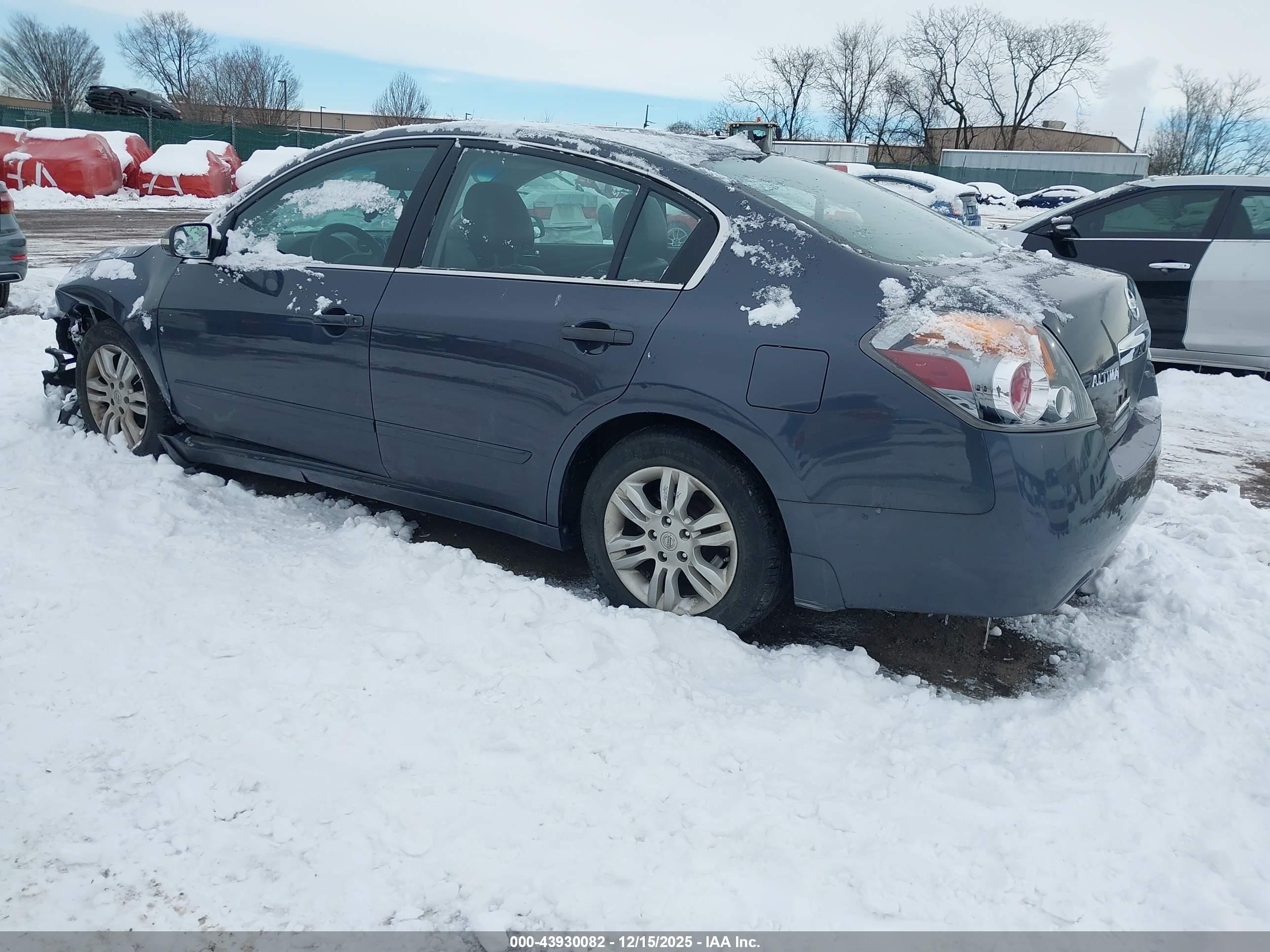 NISSAN ALTIMA image 3