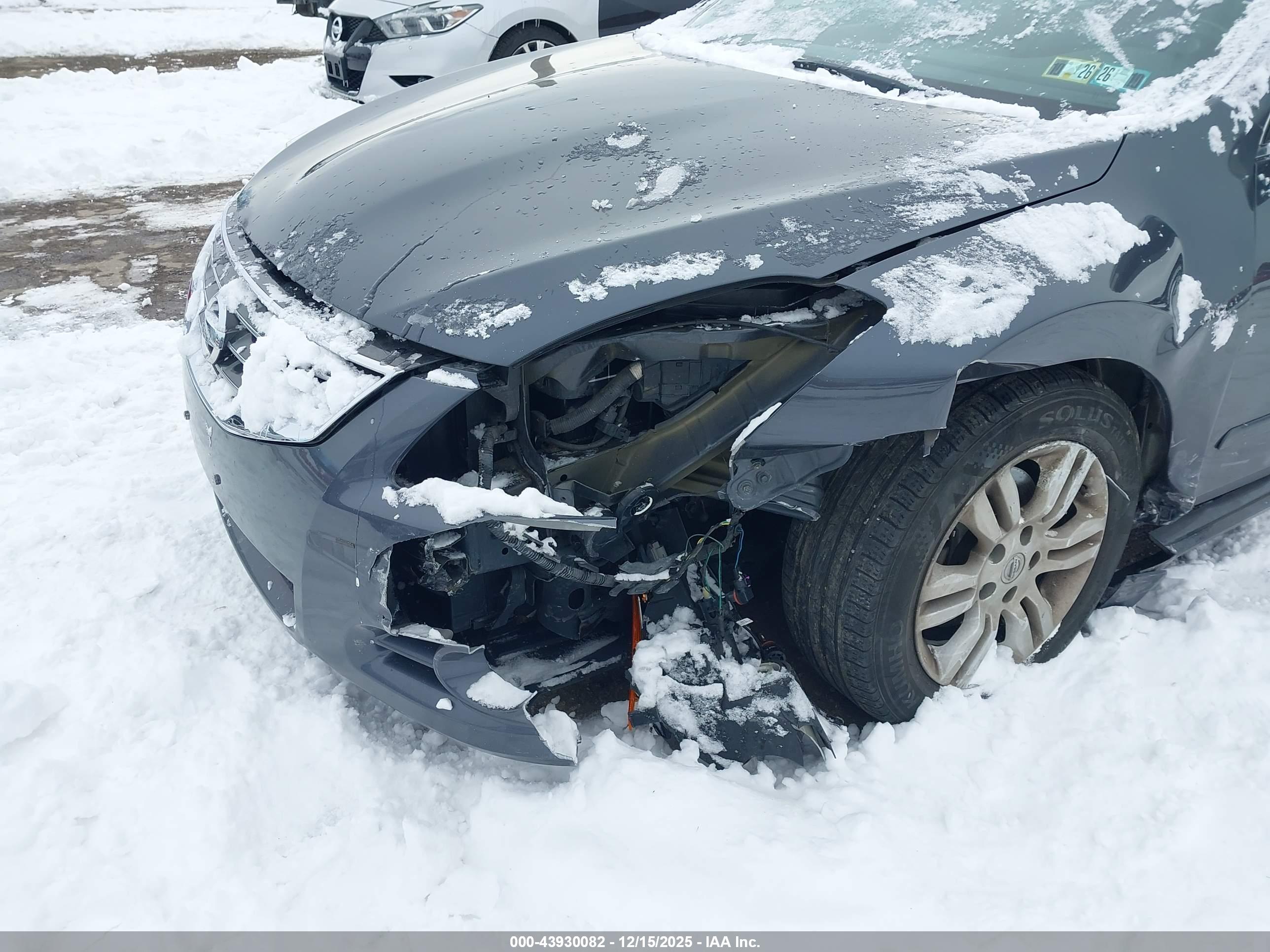 NISSAN ALTIMA image 6