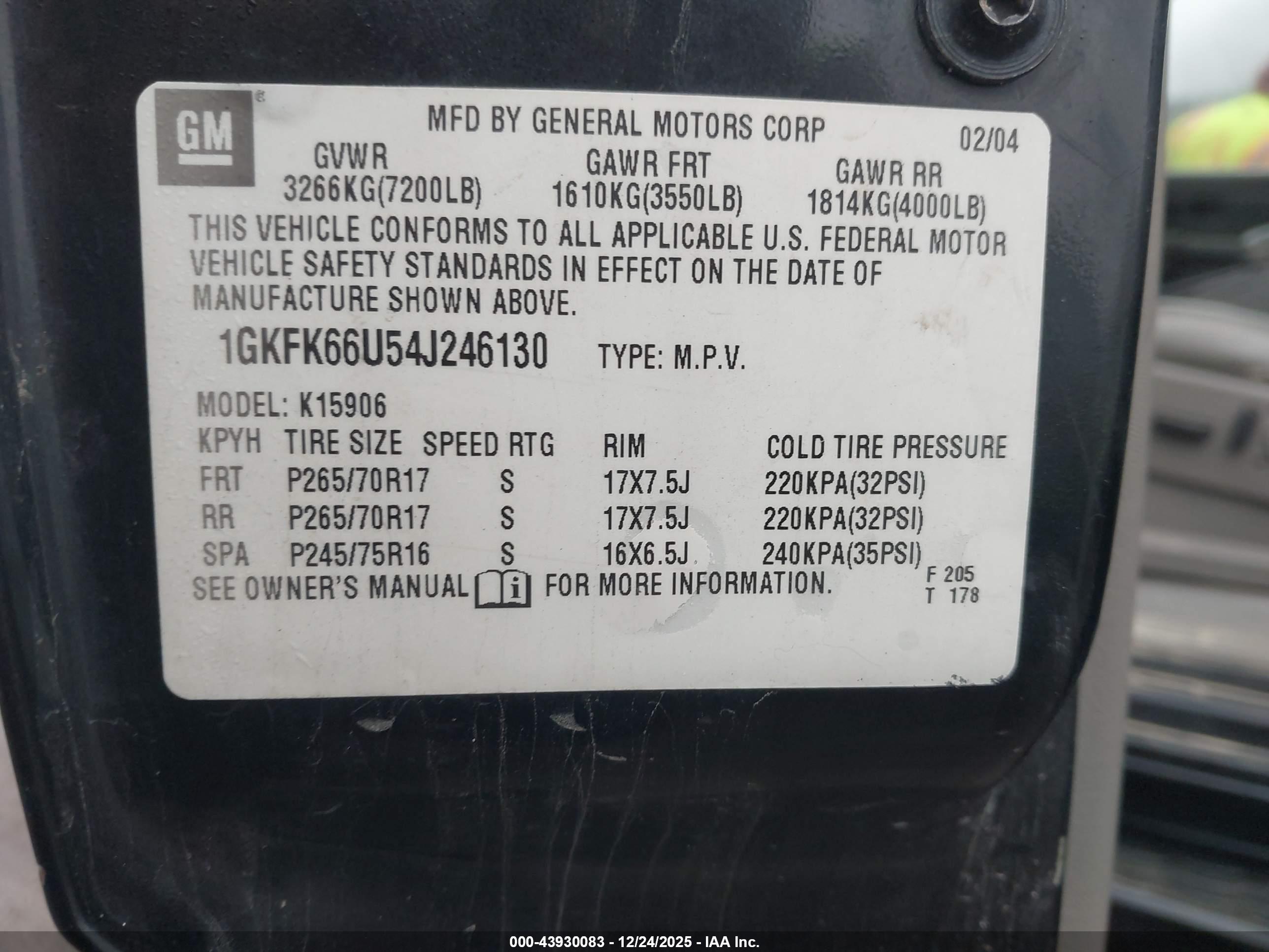 GMC YUKON image 9