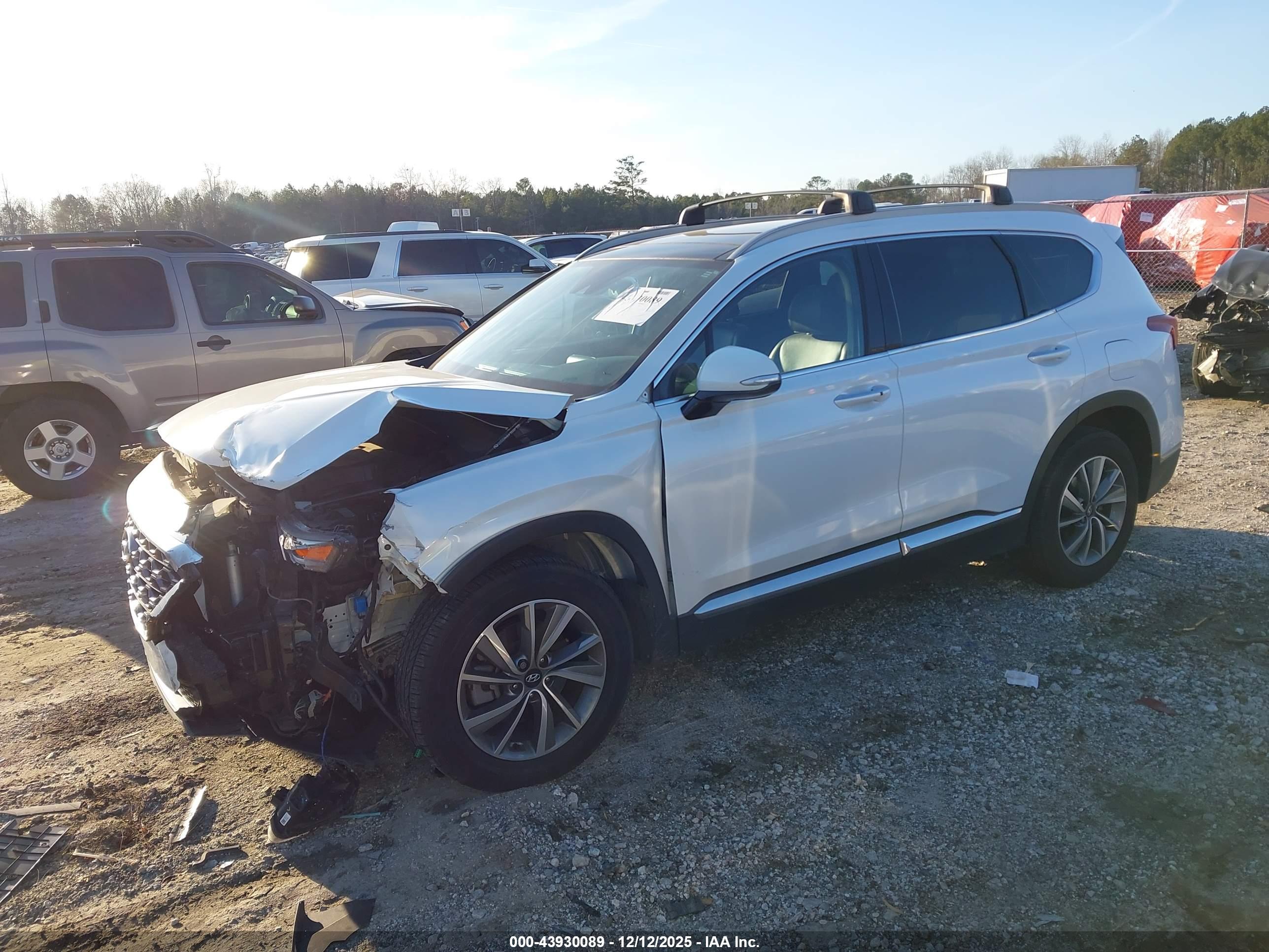 HYUNDAI SANTA image 2