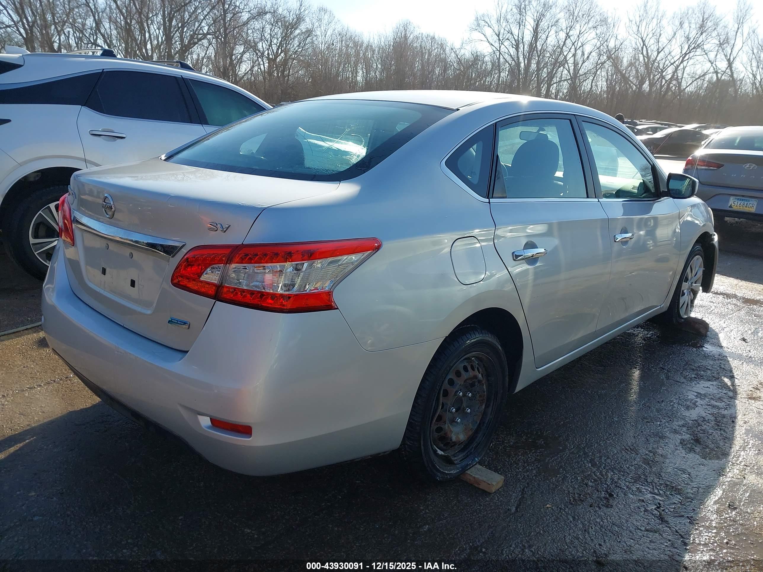NISSAN SENTRA image 4