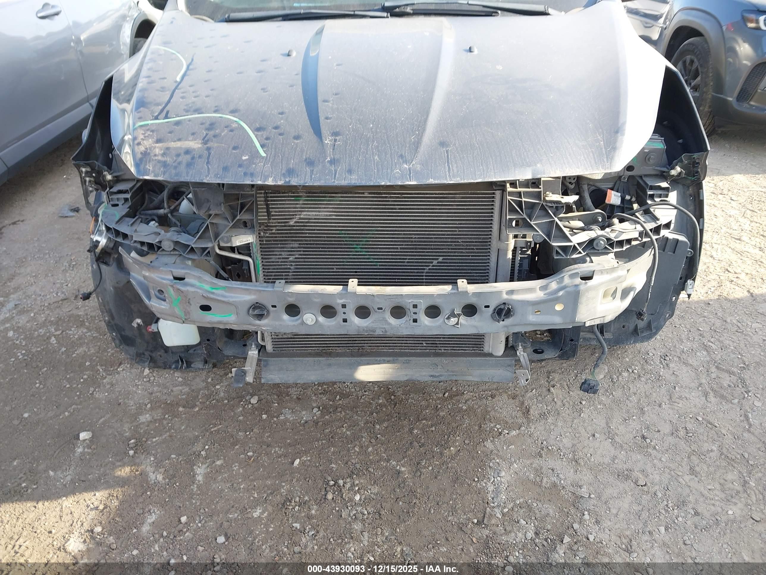 FORD ESCAPE image 6
