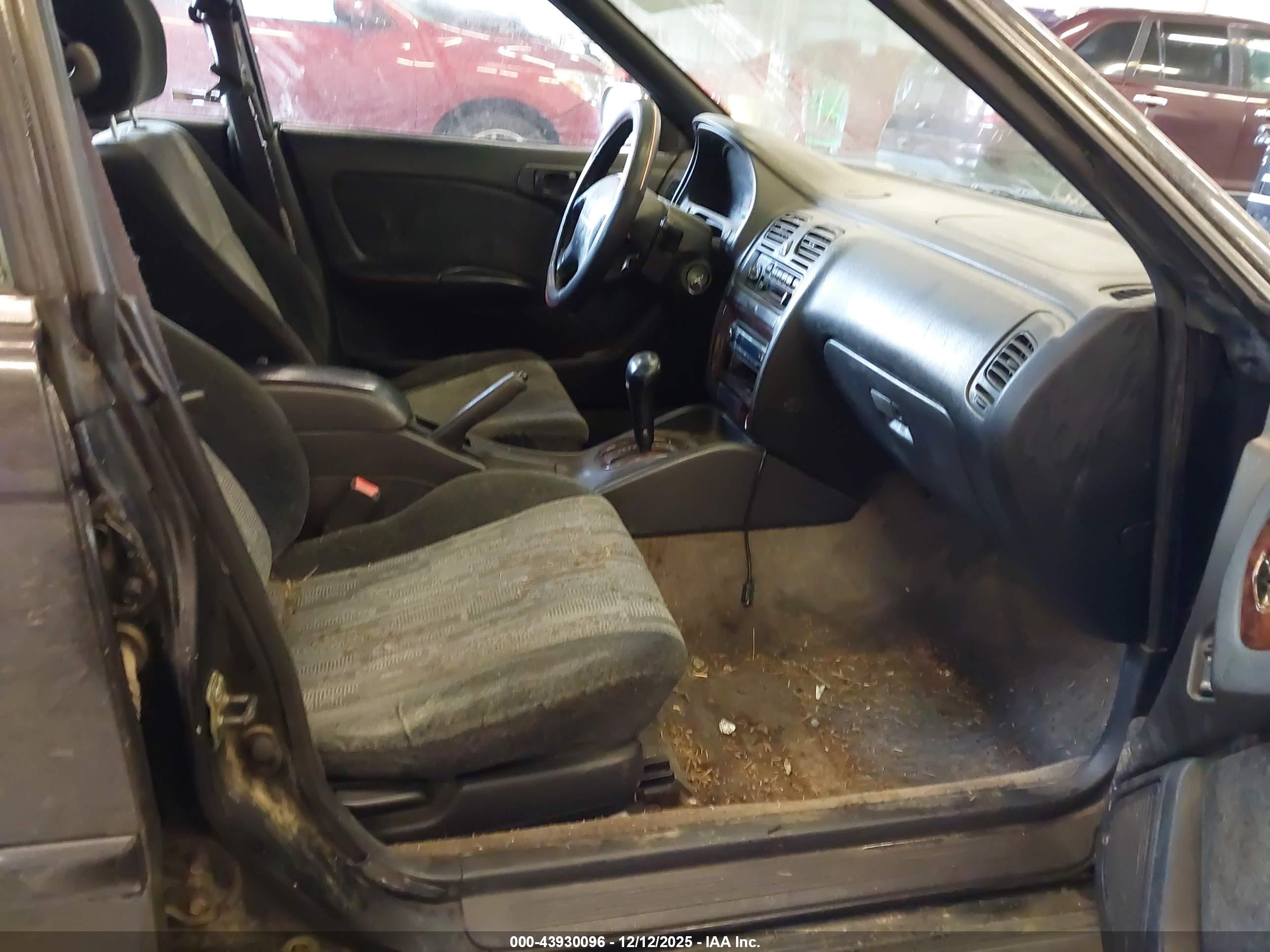 SUBARU LEGACY image 5