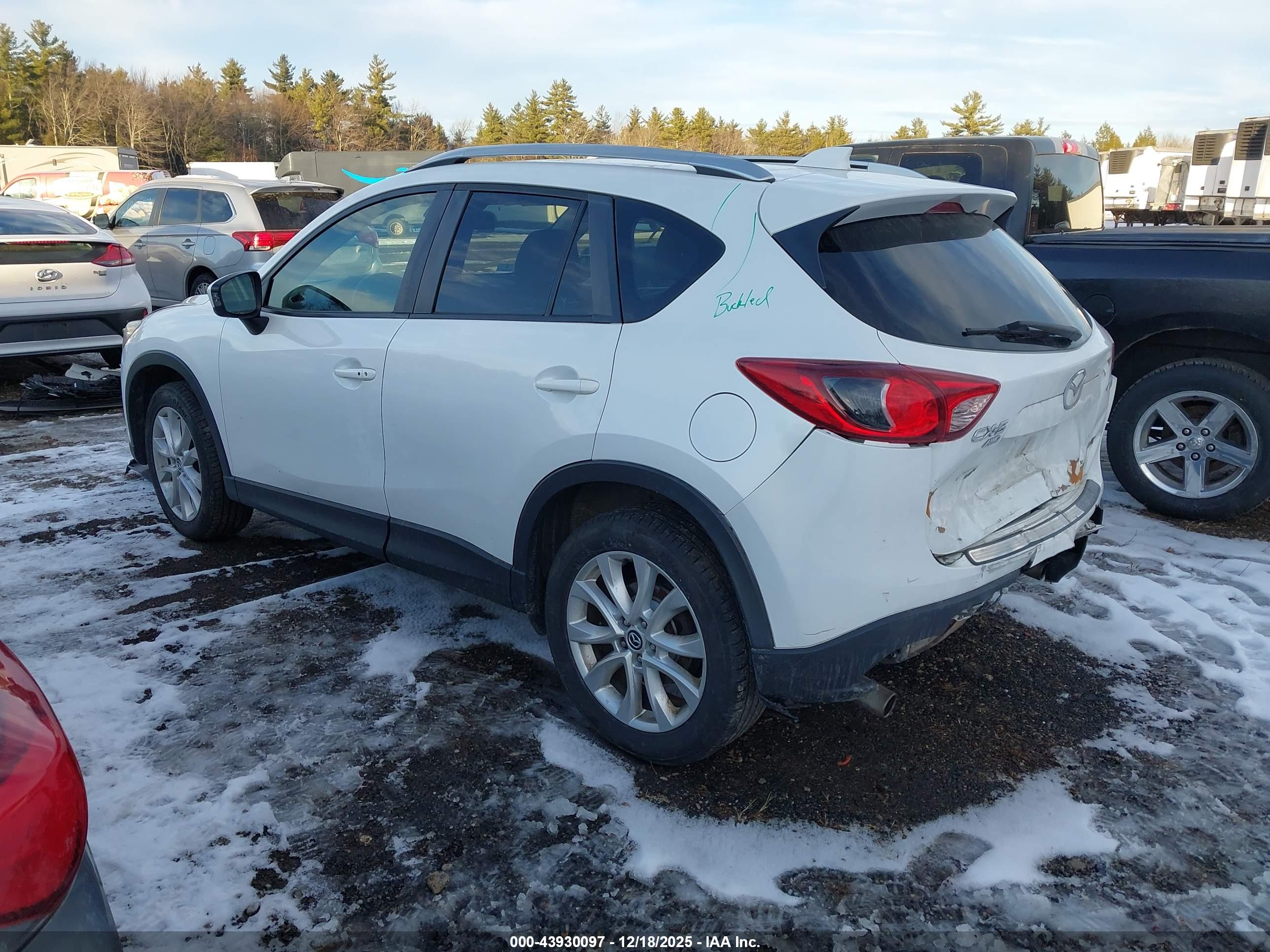 MAZDA CX-5 image 3