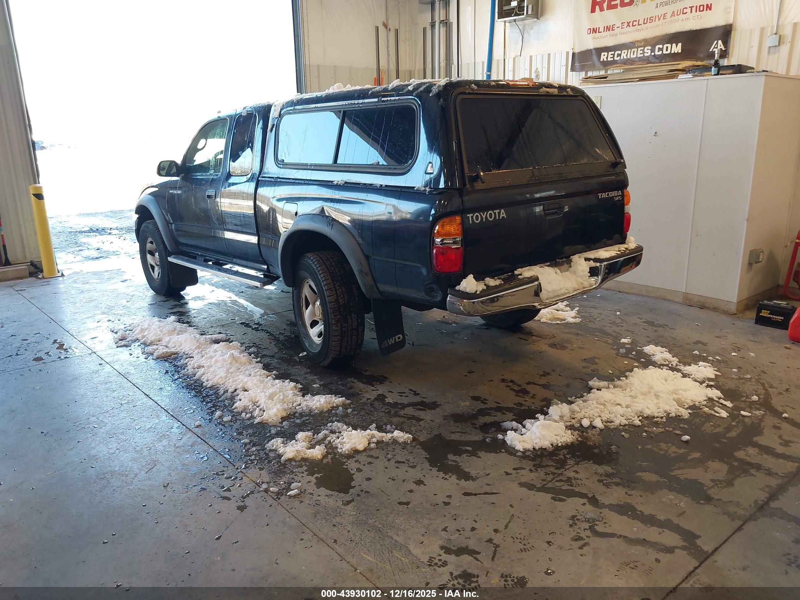 TOYOTA TACOMA image 3
