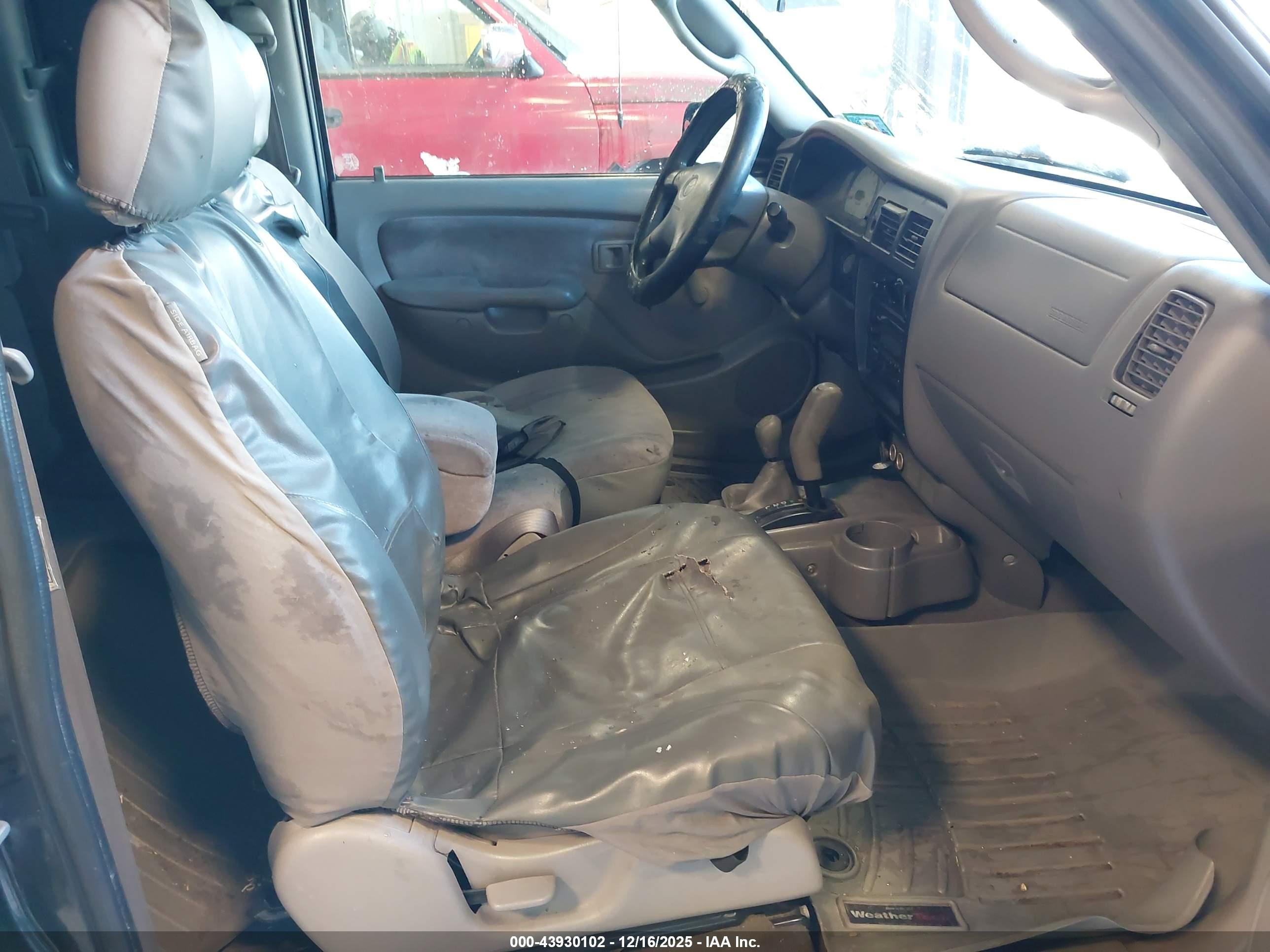 TOYOTA TACOMA image 5
