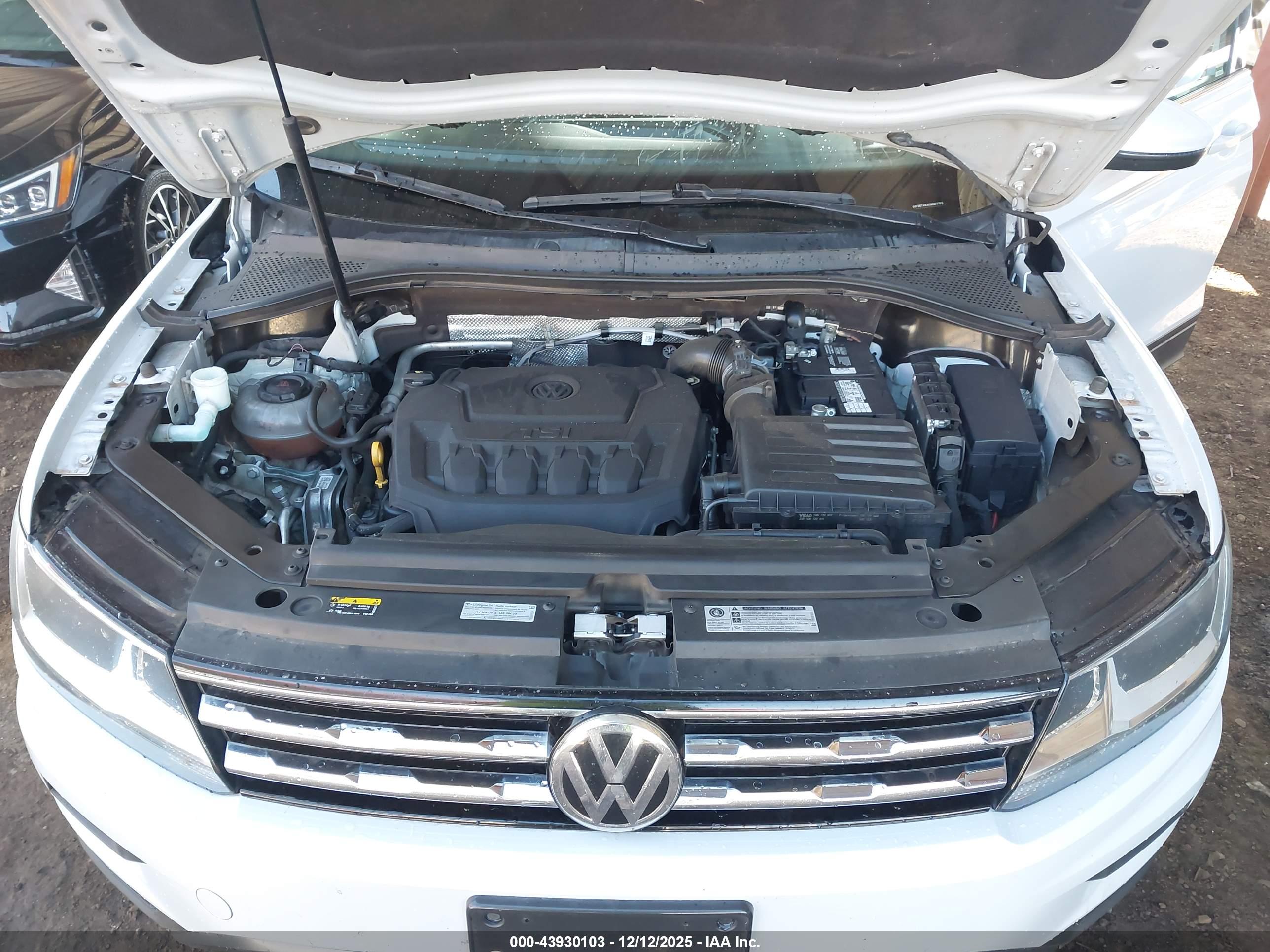 VOLKSWAGEN TIGUAN image 10
