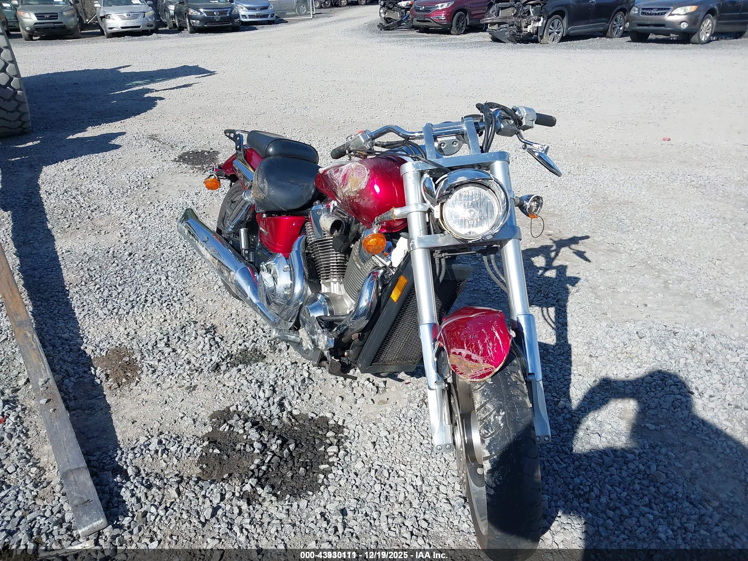 HONDA VTX1800 image 2