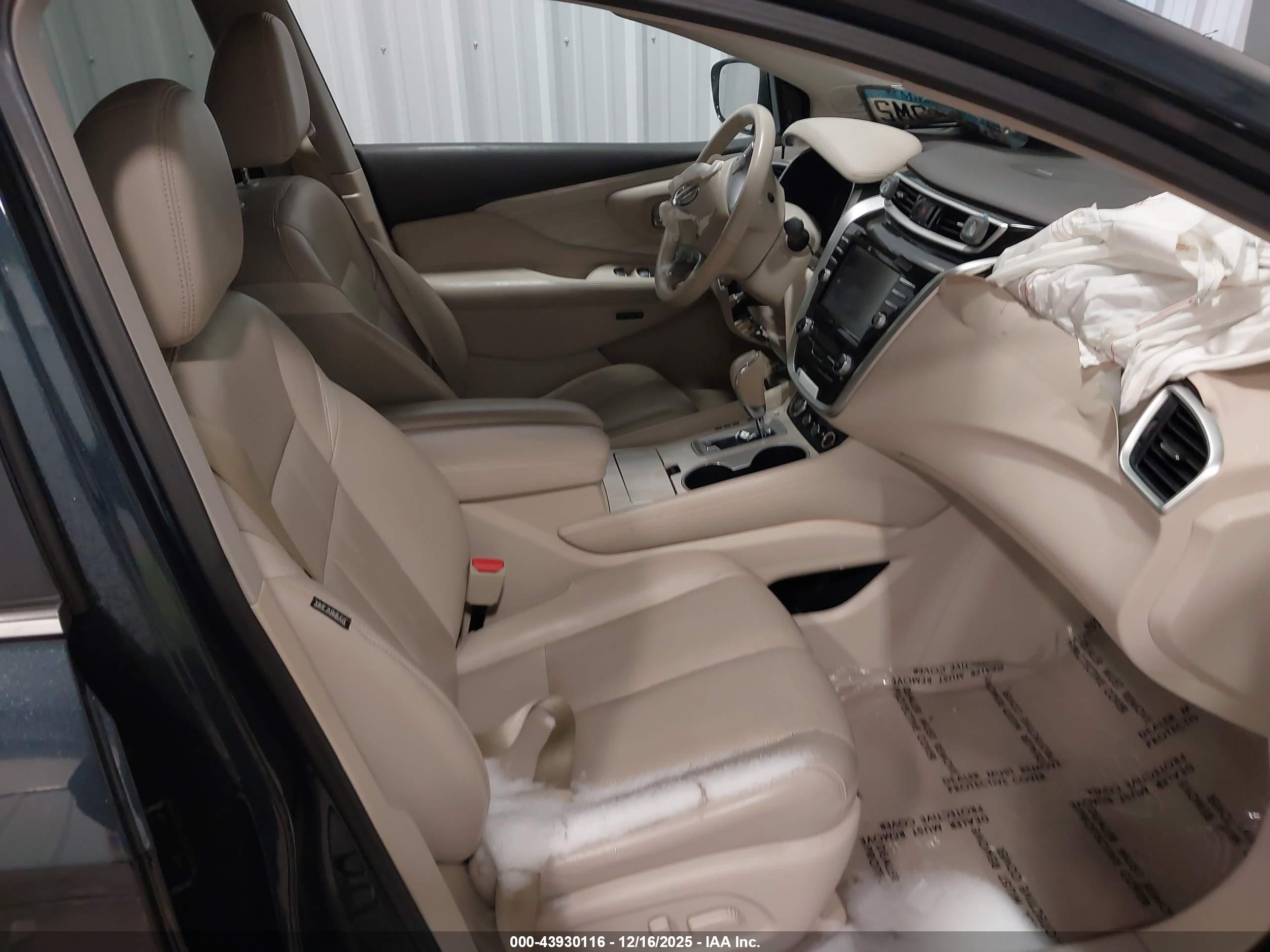 NISSAN MURANO image 5