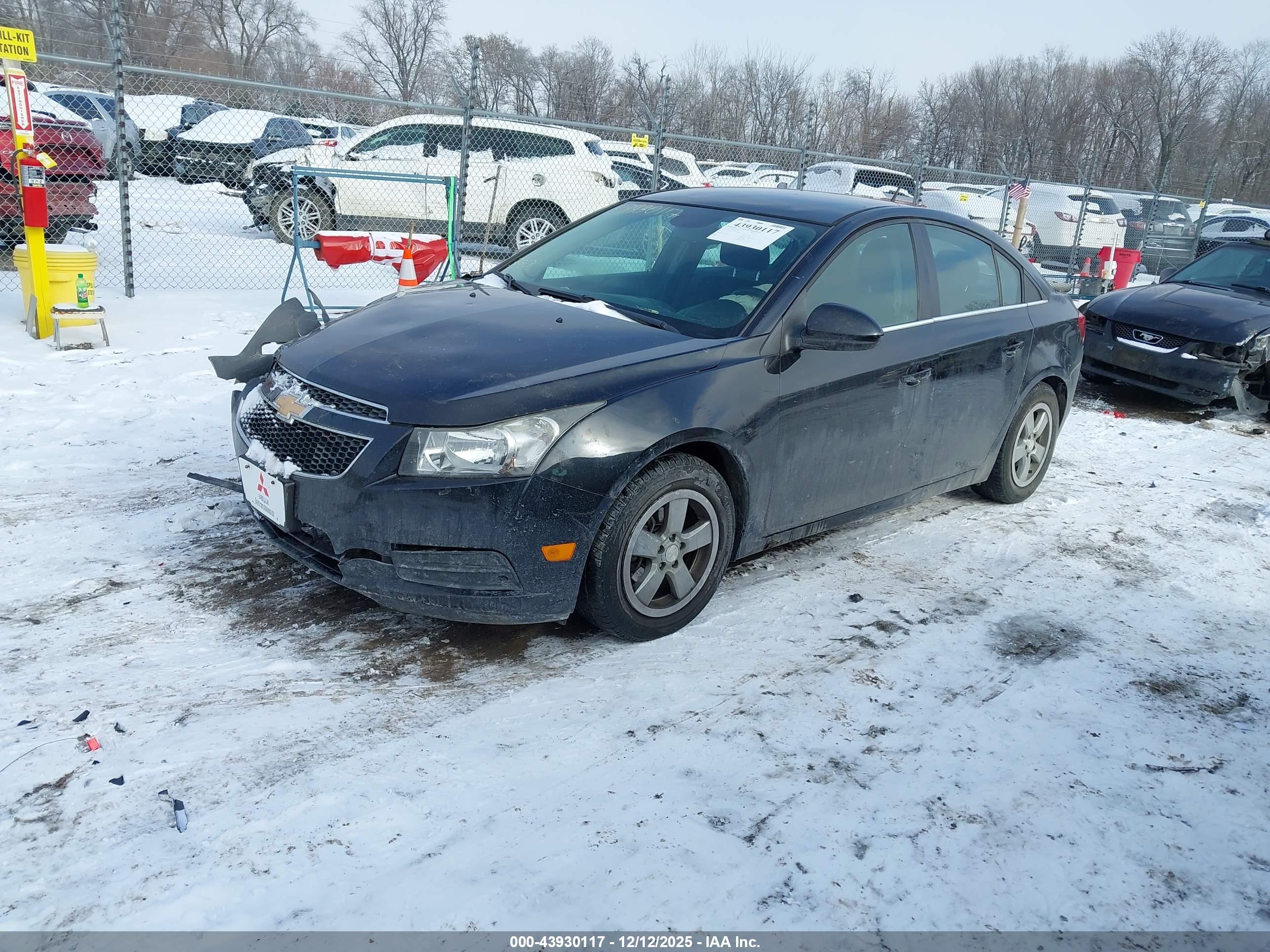 CHEVROLET CRUZE image 2