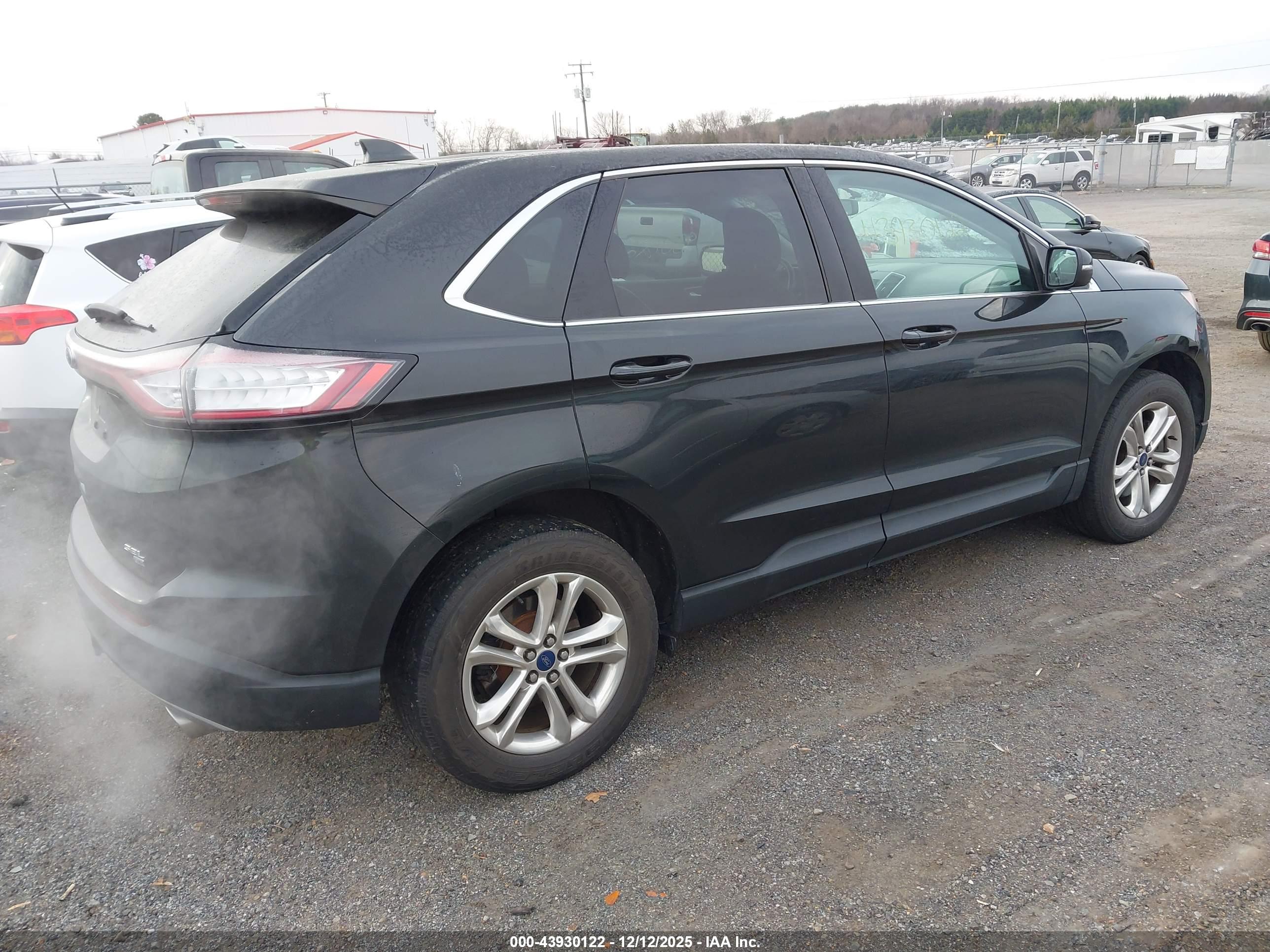 FORD EDGE image 4