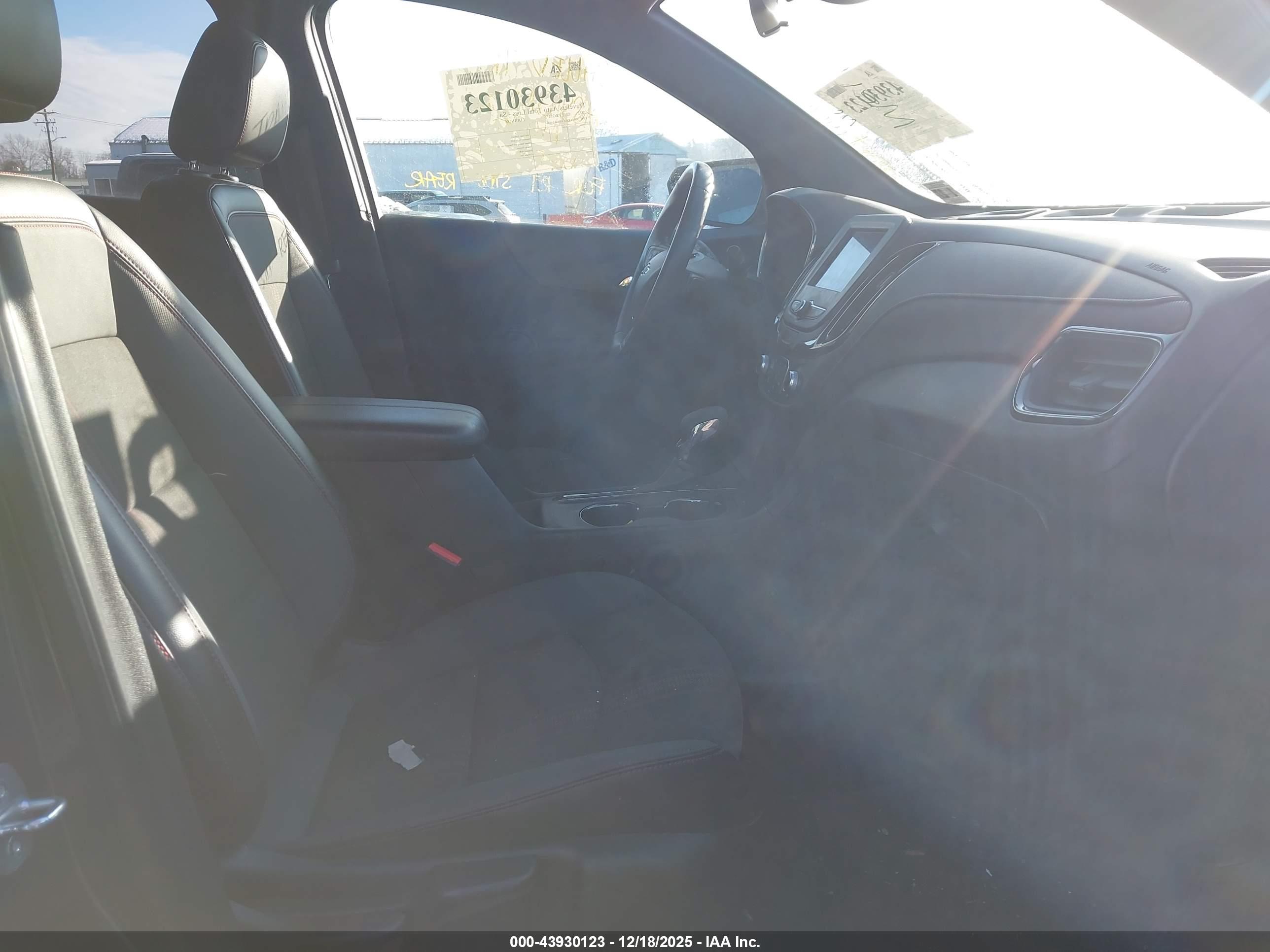CHEVROLET EQUINOX image 5