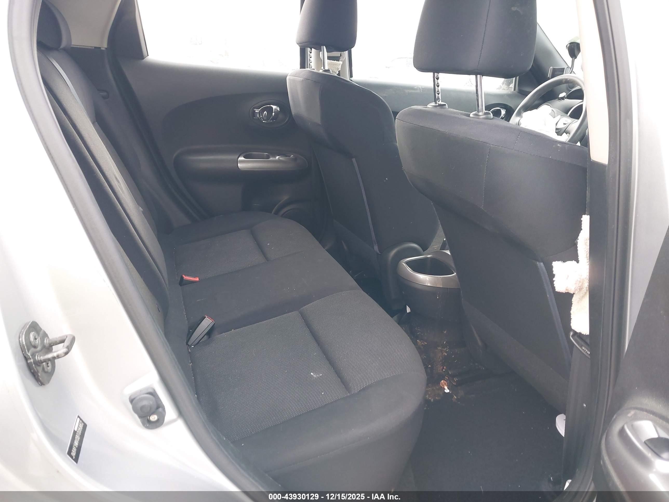 NISSAN JUKE image 8