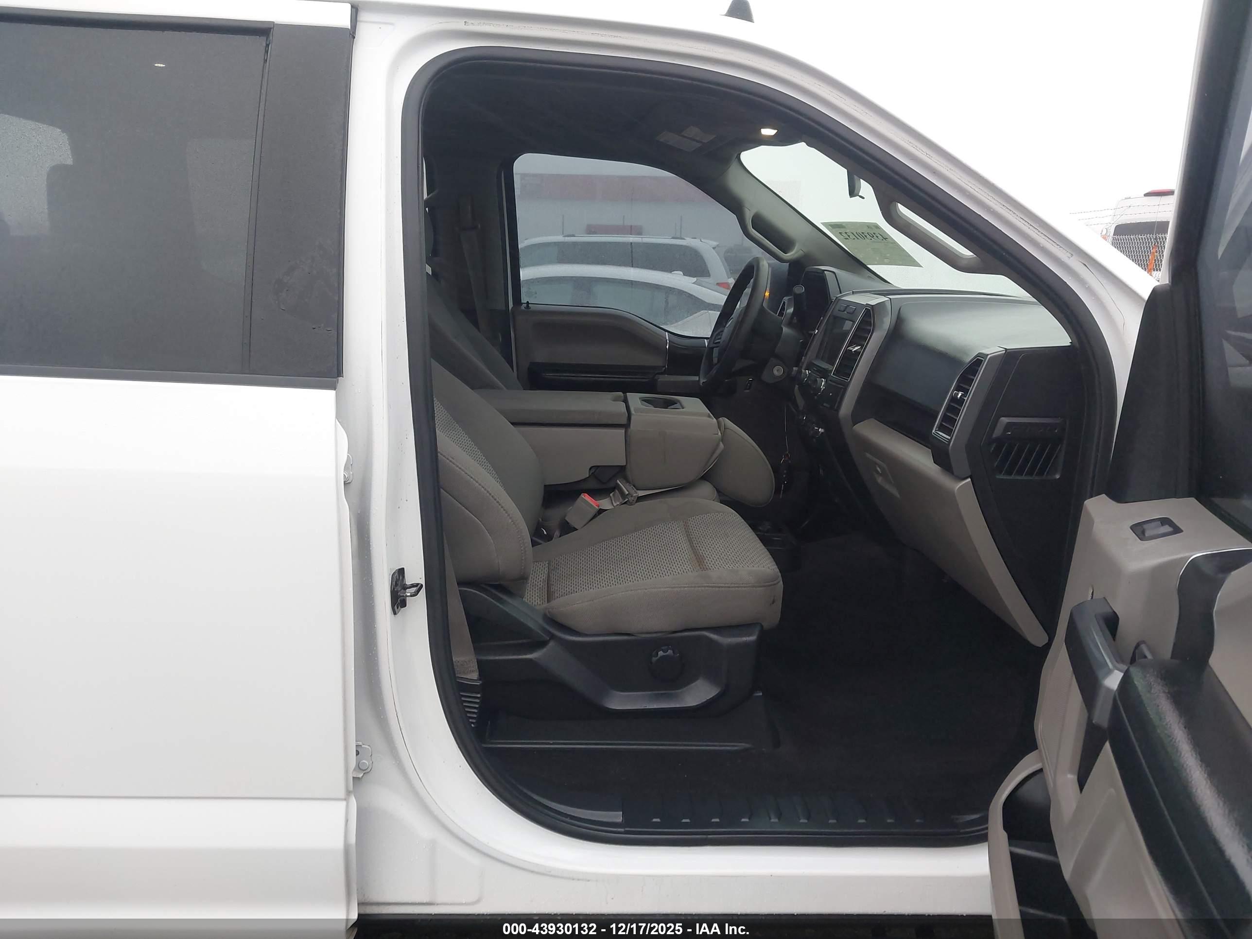 FORD F-150 image 5