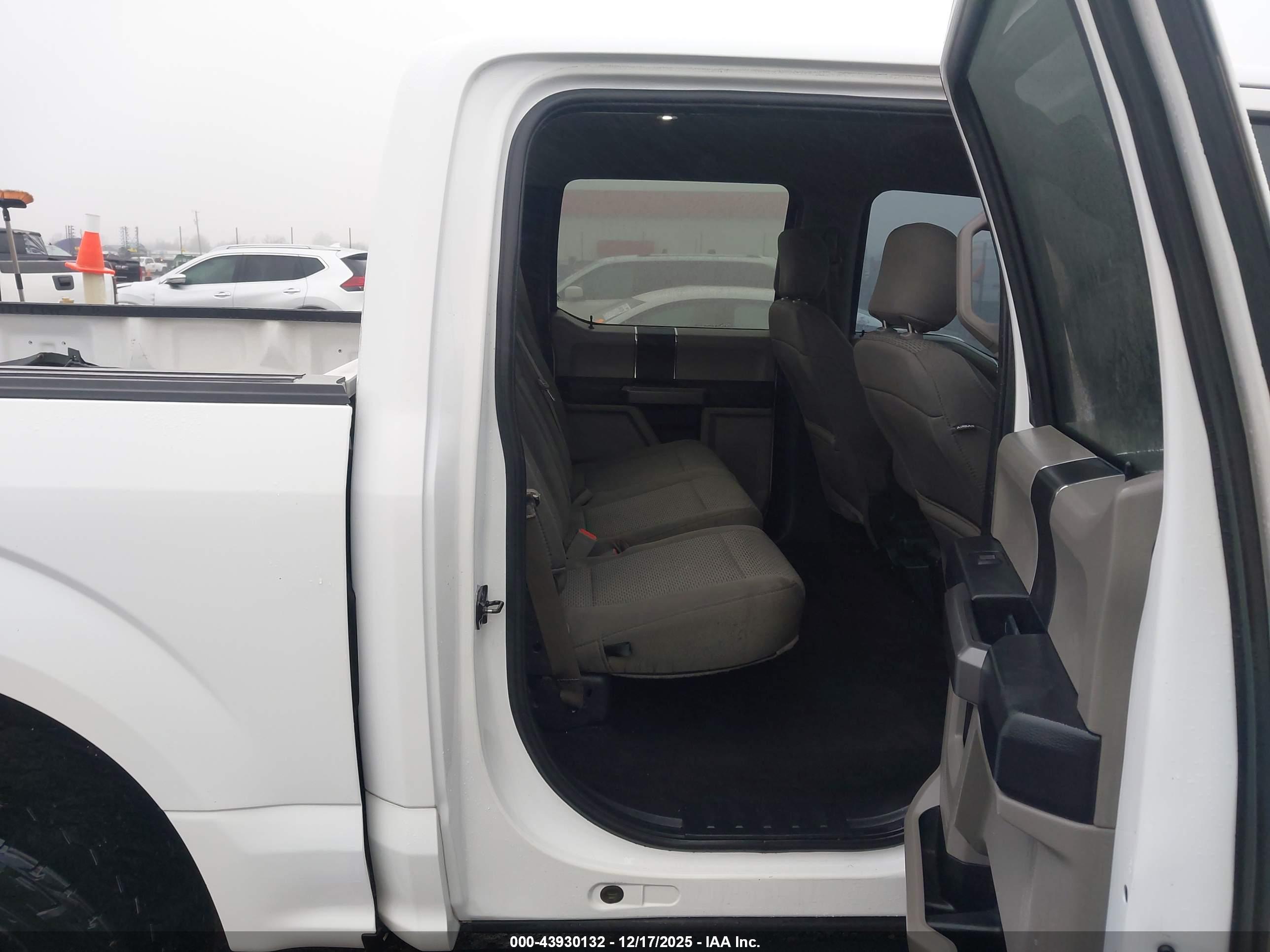 FORD F-150 image 8