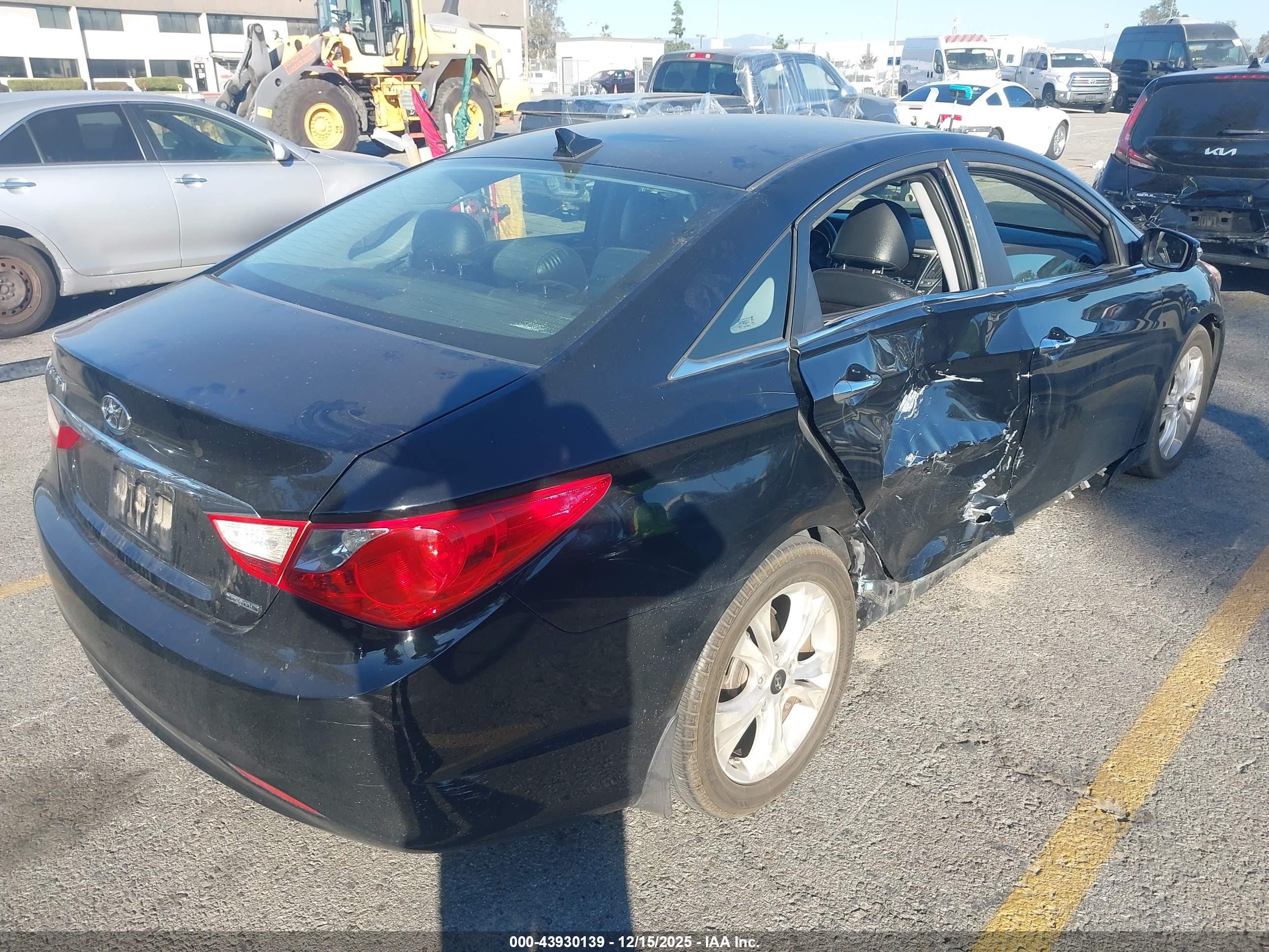 HYUNDAI SONATA image 4