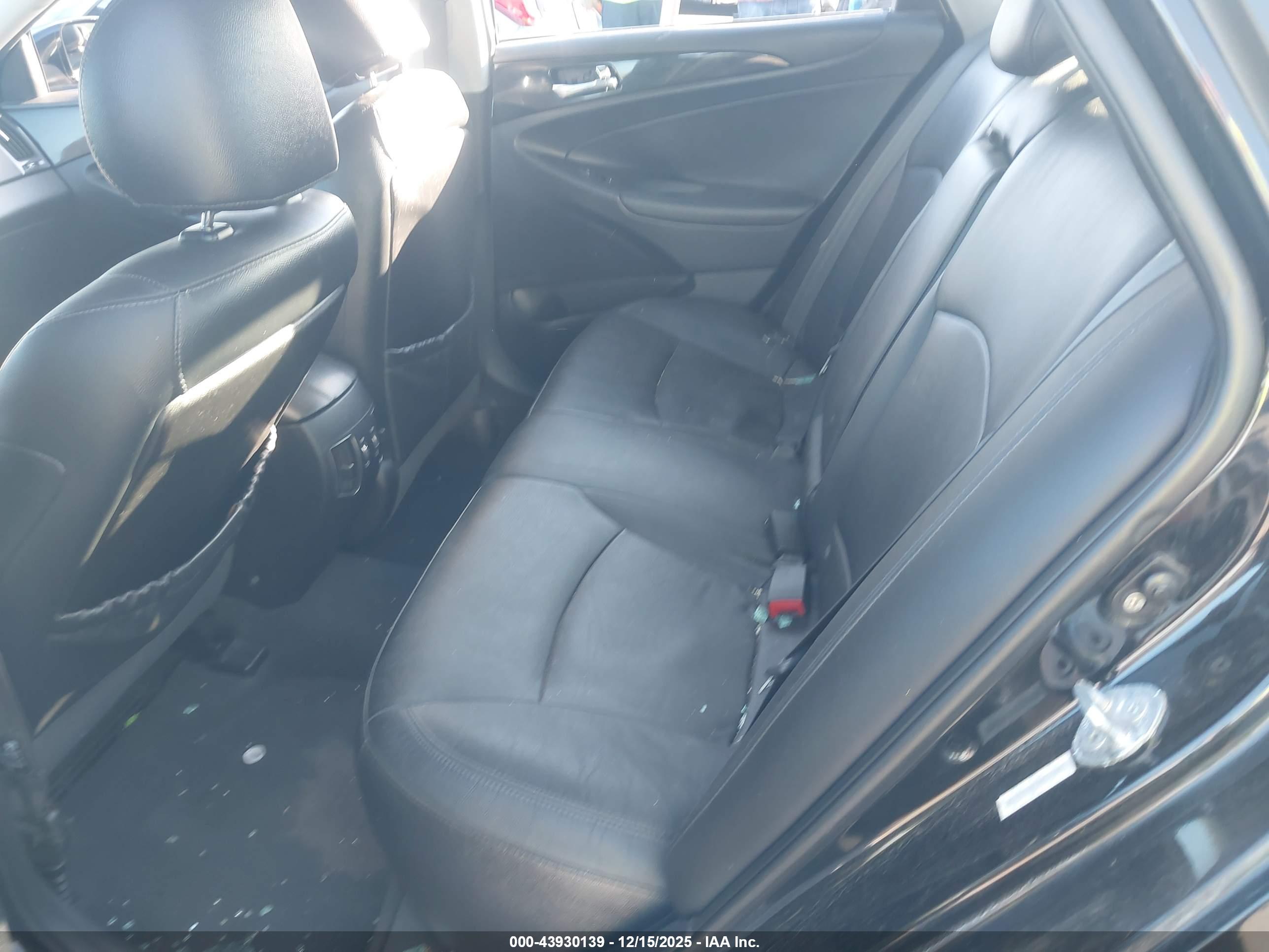 HYUNDAI SONATA image 8