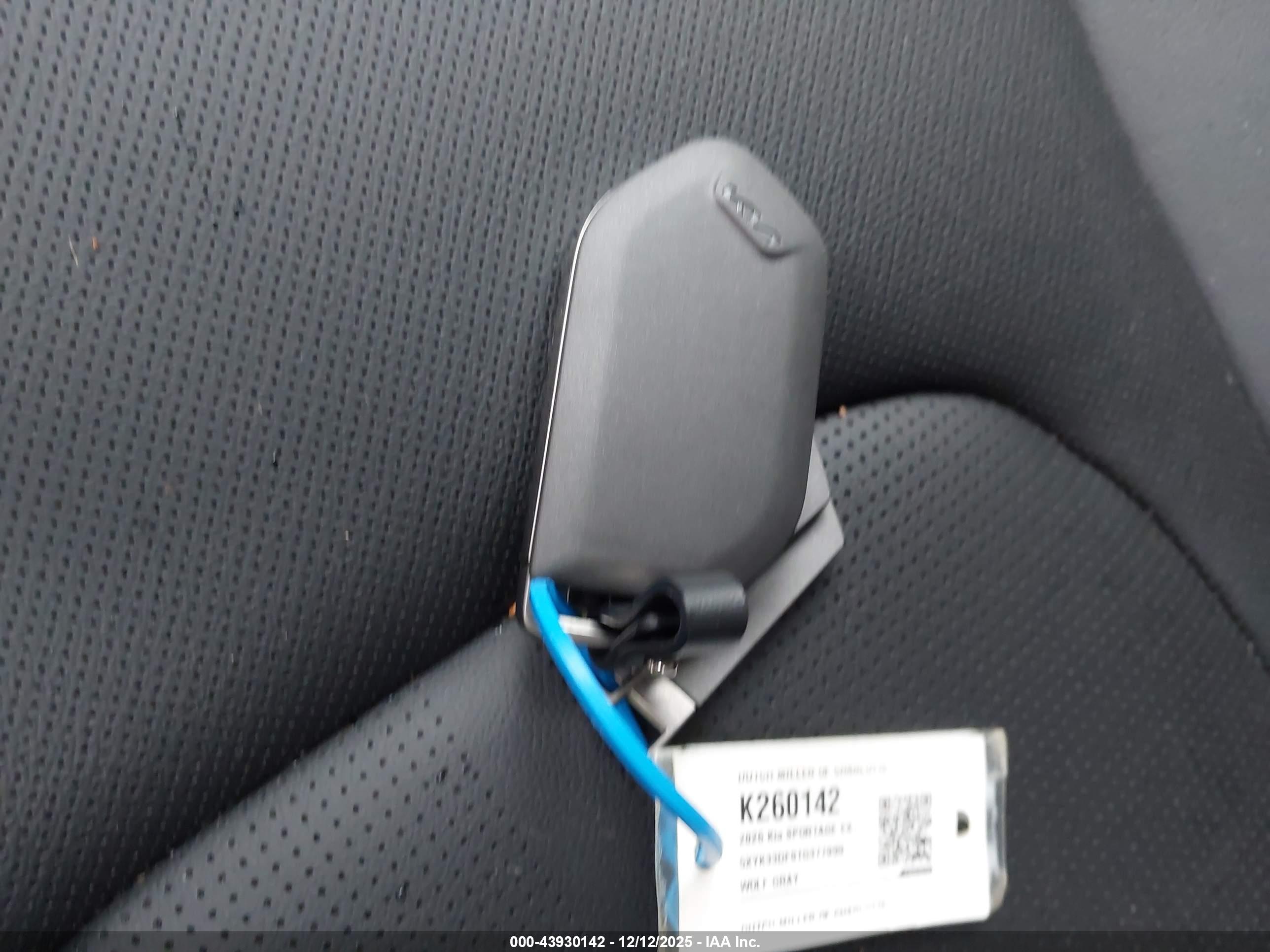 KIA SPORTAGE image 11