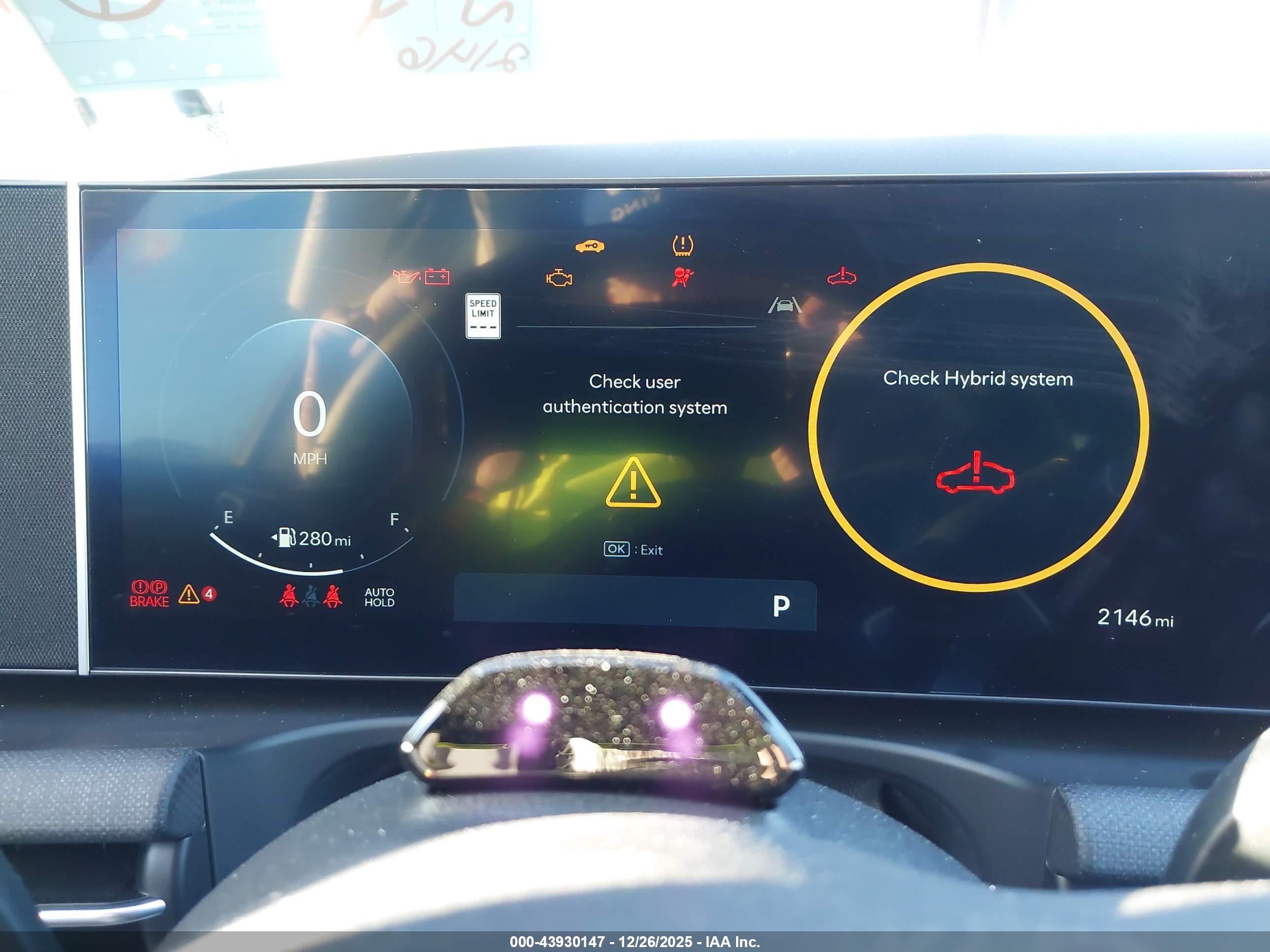 HYUNDAI TUCSON image 7