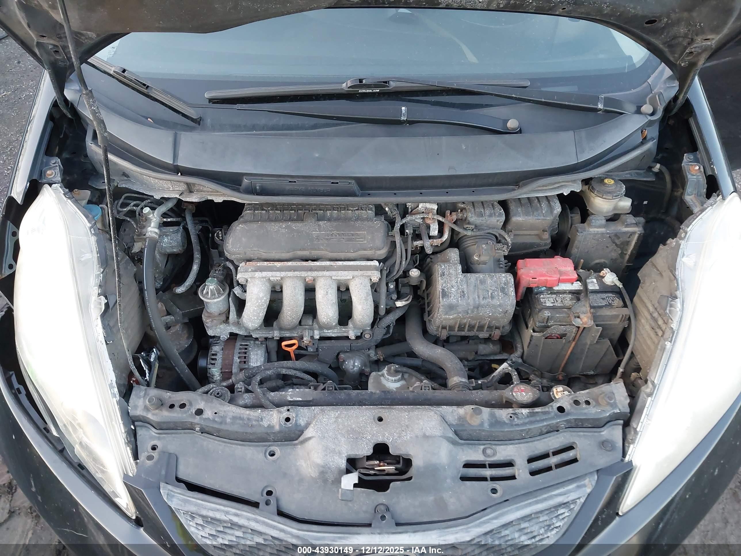 HONDA FIT image 10