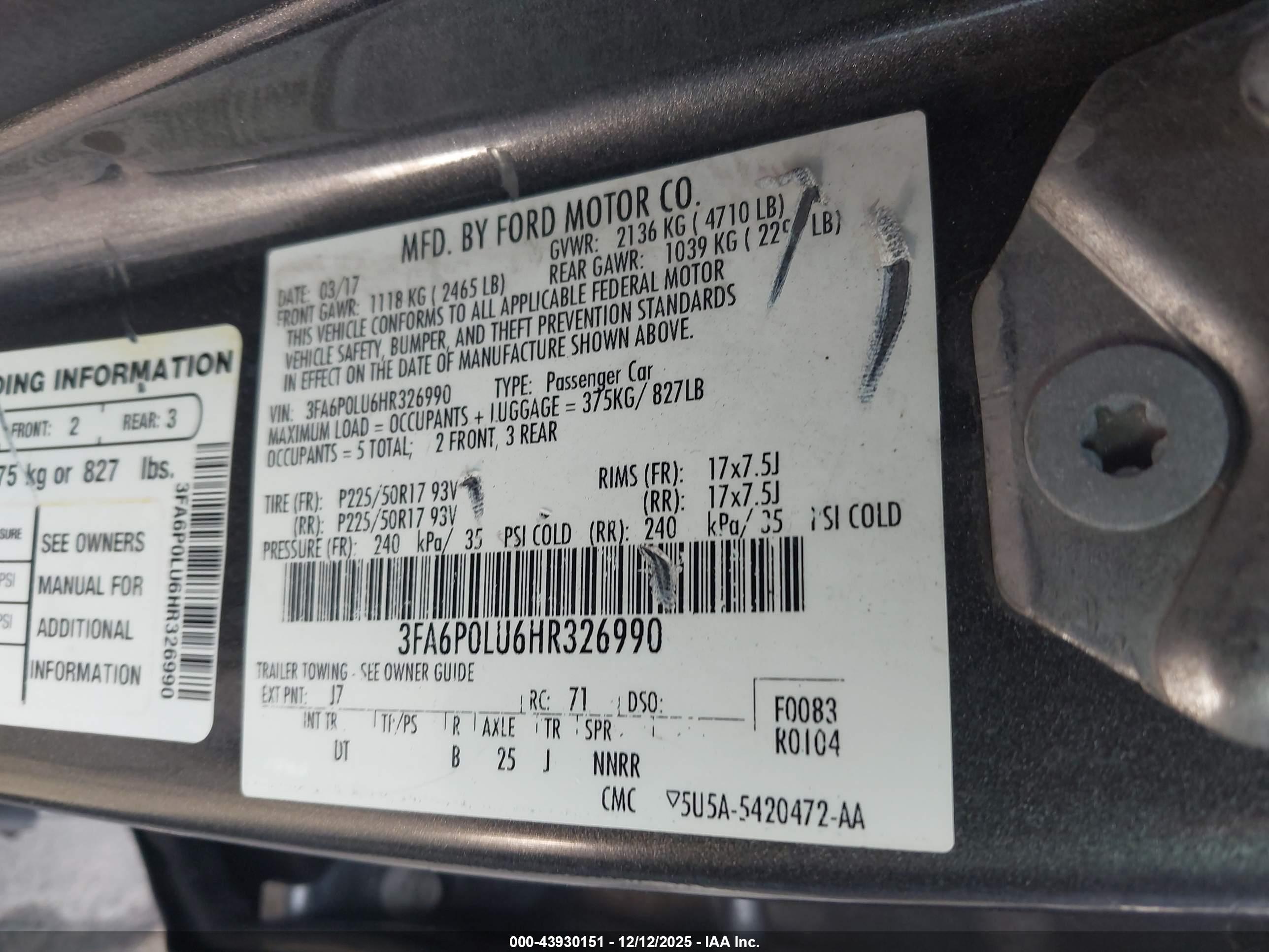 FORD FUSION image 9