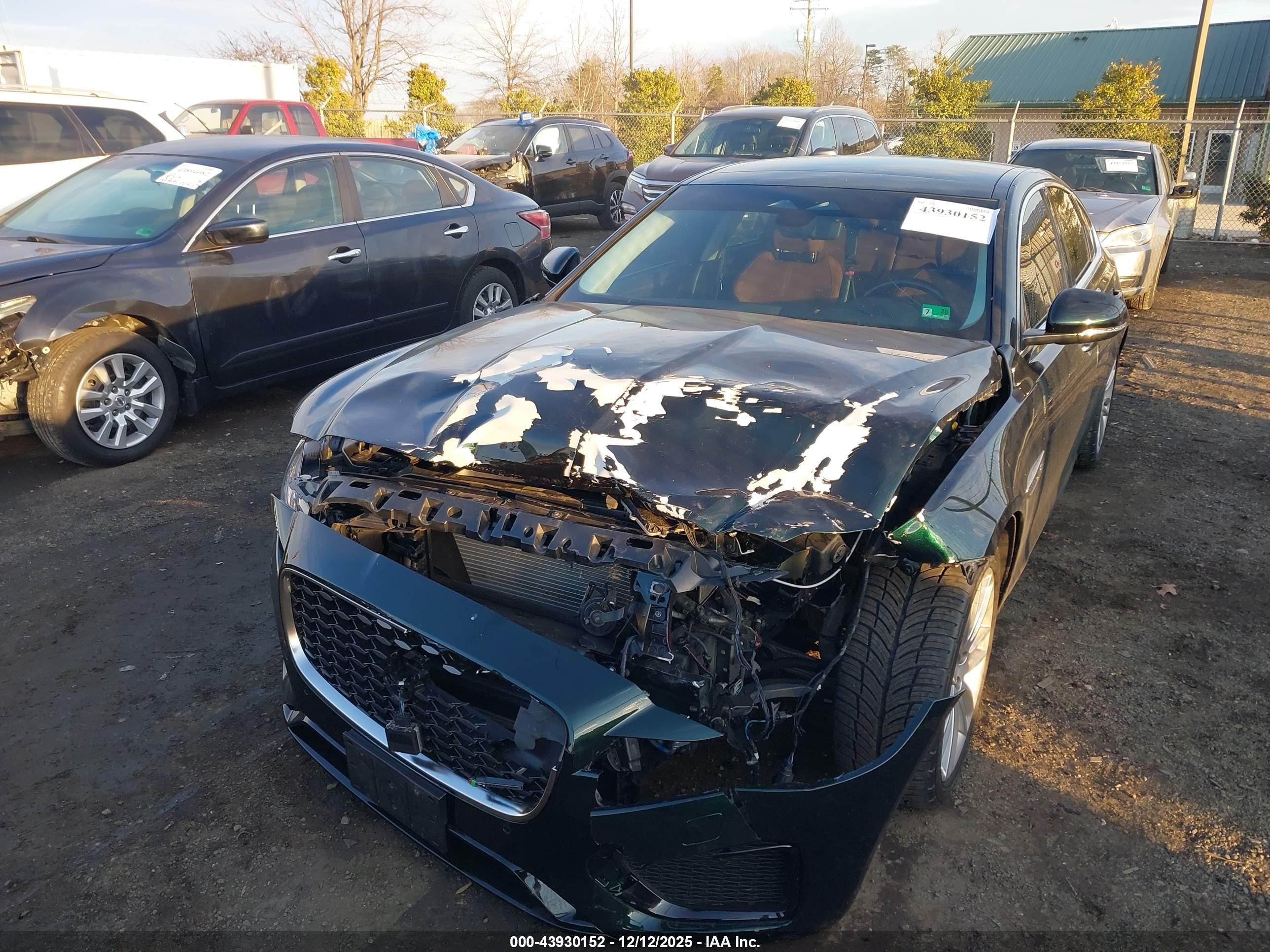 JAGUAR XF image 6