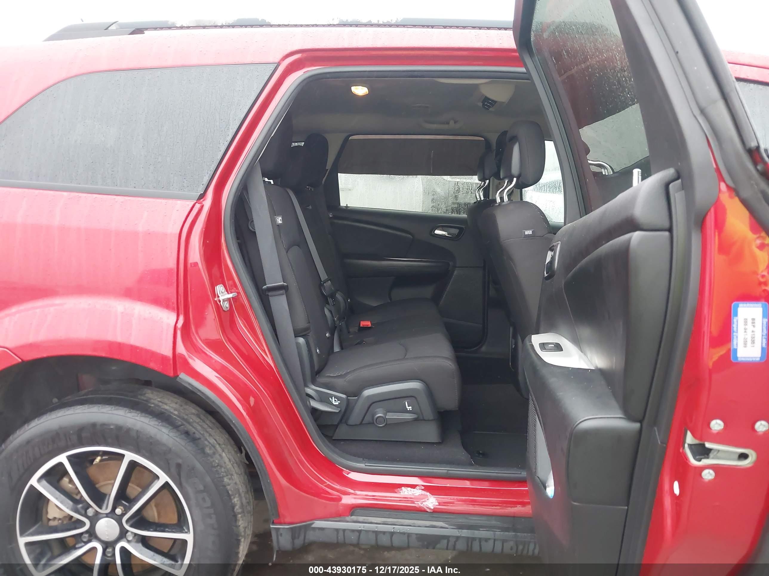 DODGE JOURNEY image 8