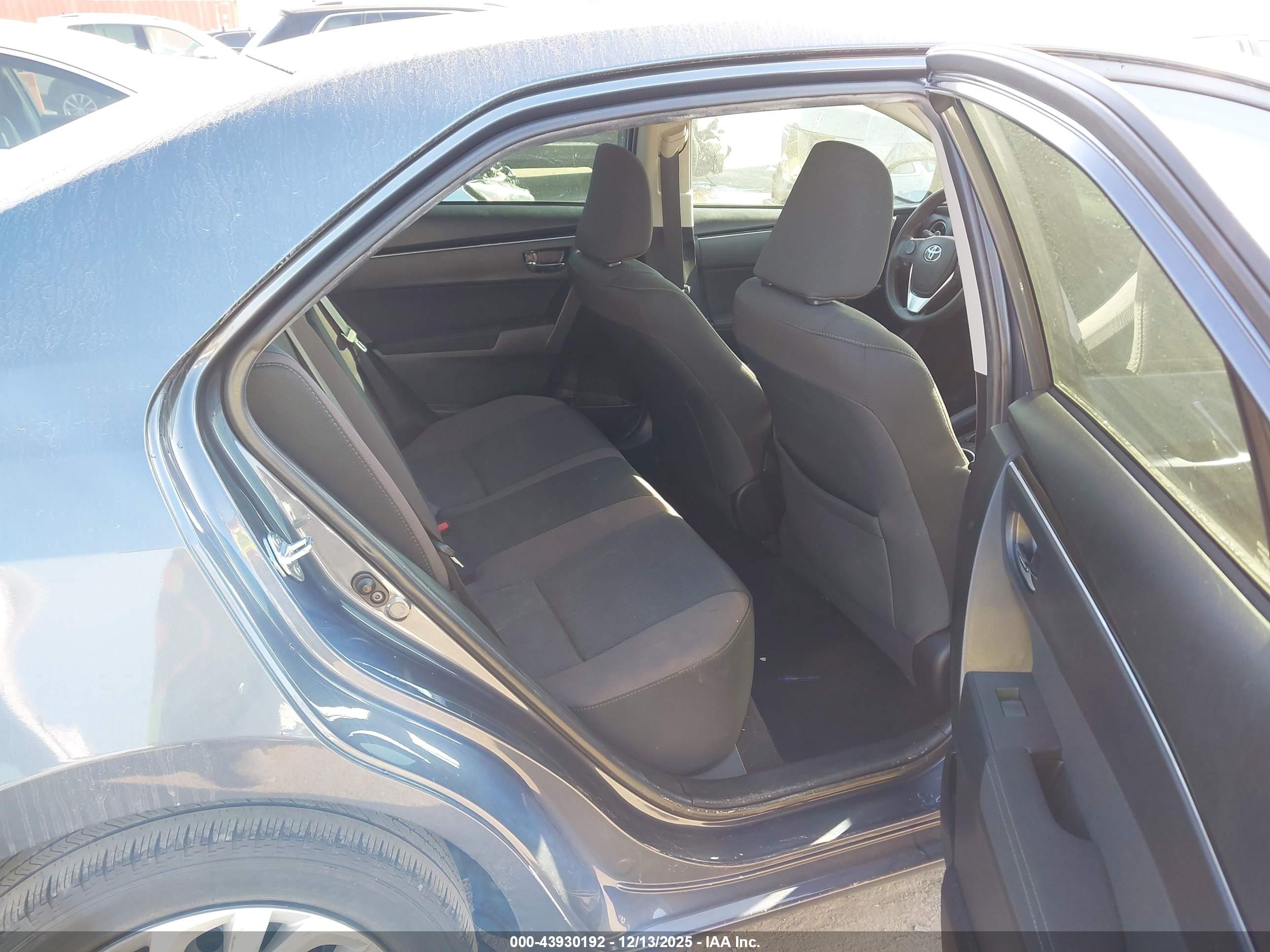 TOYOTA COROLLA image 8