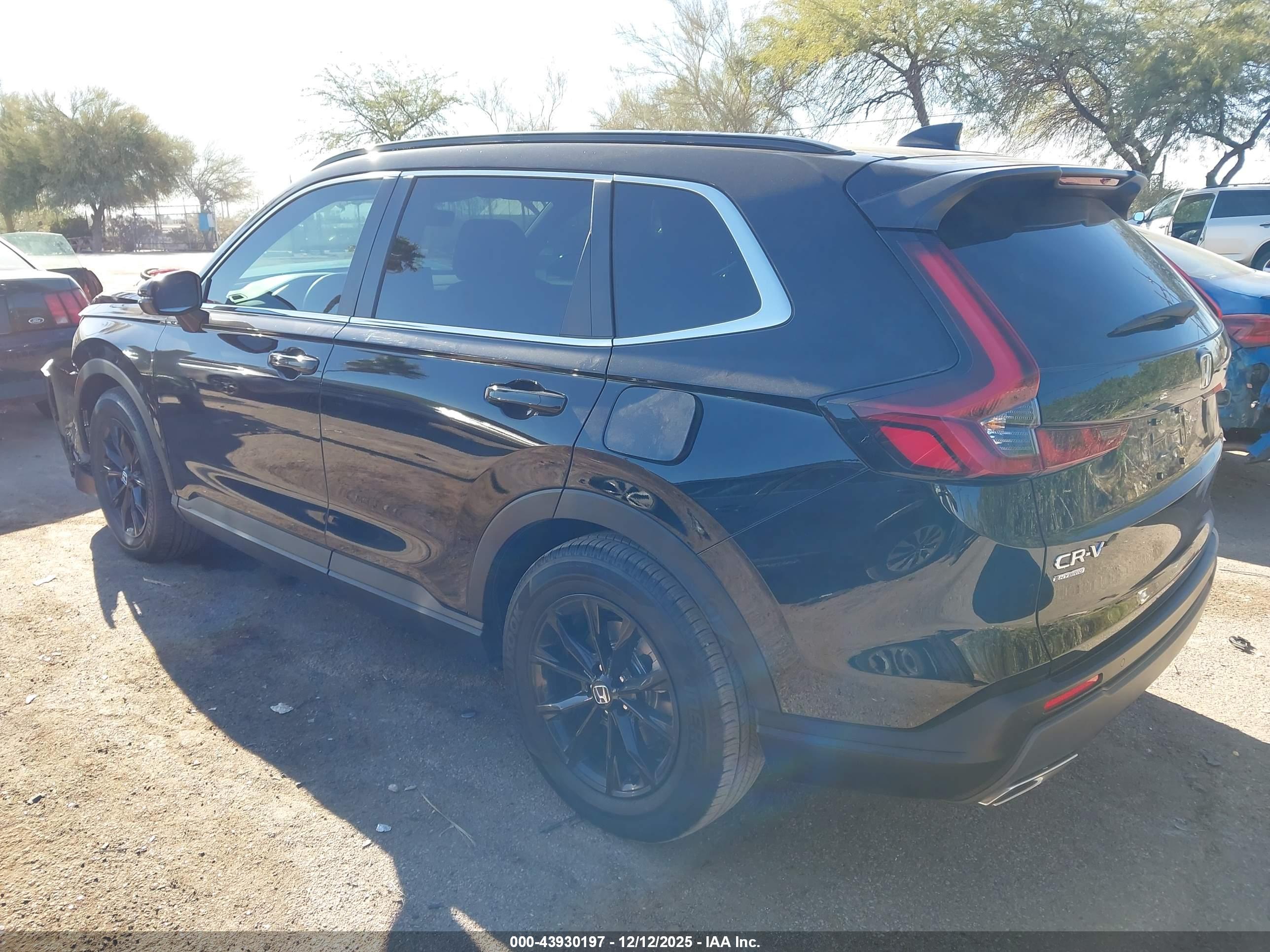 HONDA CR-V image 3