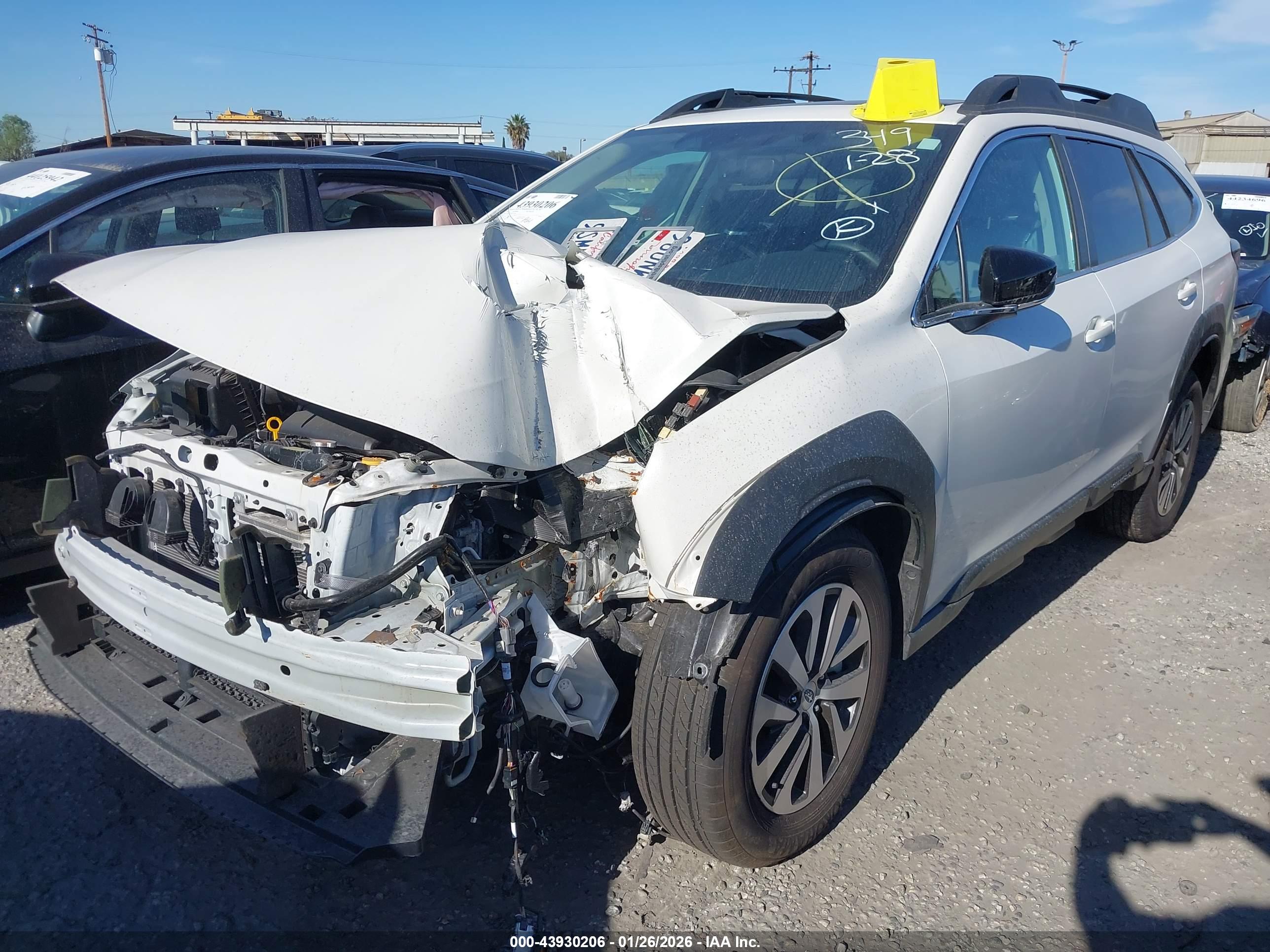 SUBARU OUTBACK image 2