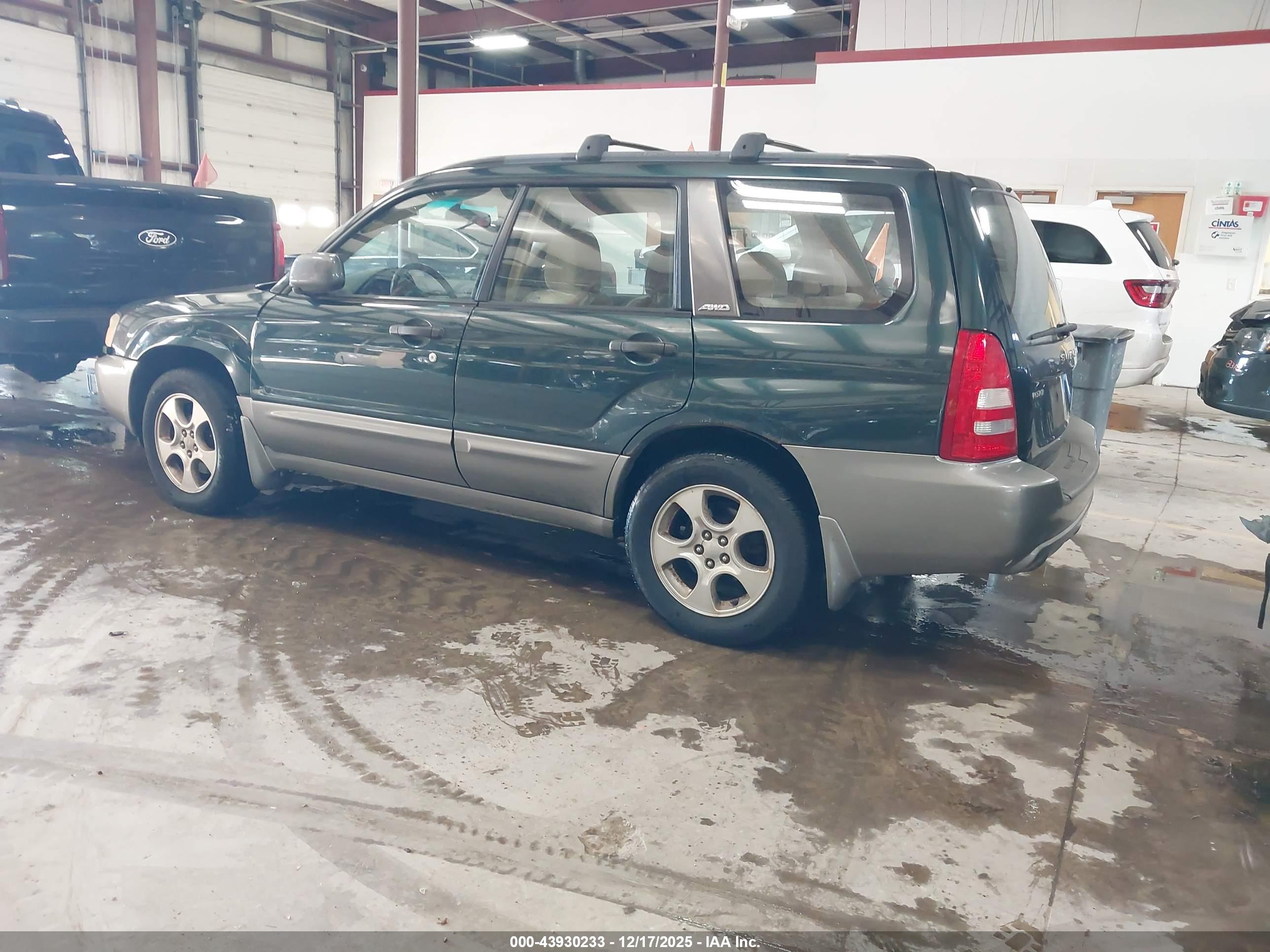 SUBARU FORESTER image 3