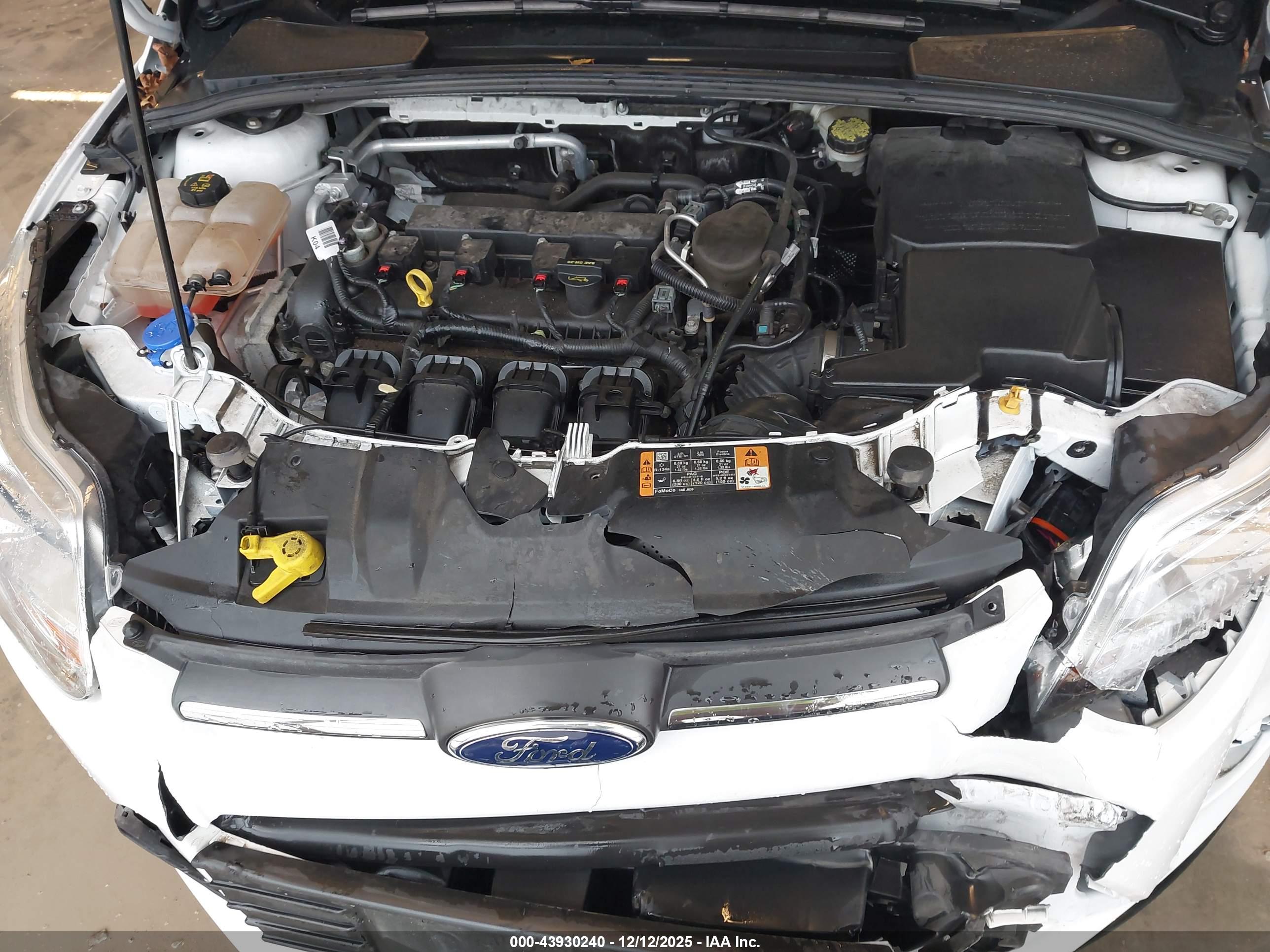 FORD FOCUS image 10