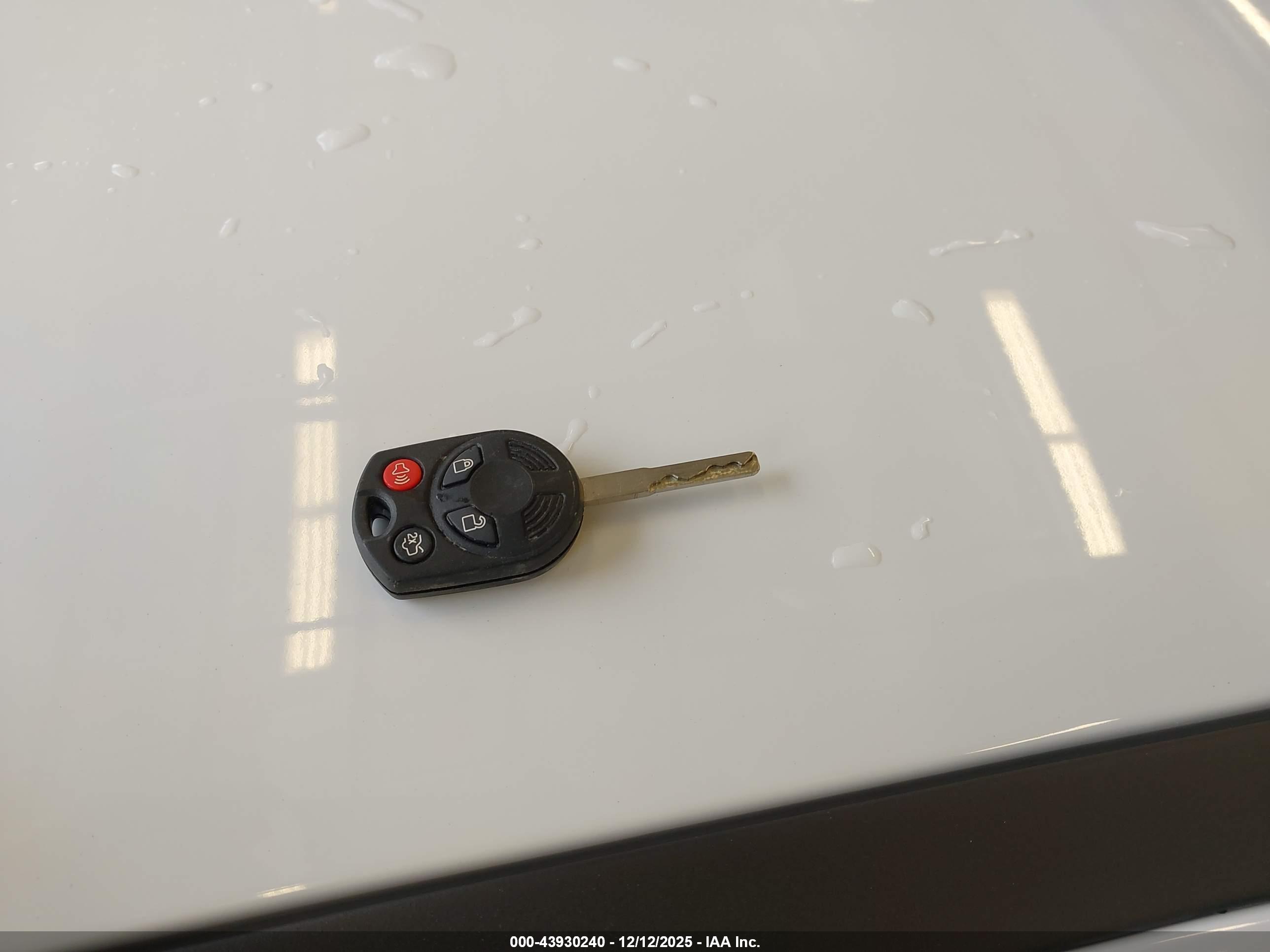 FORD FOCUS image 11