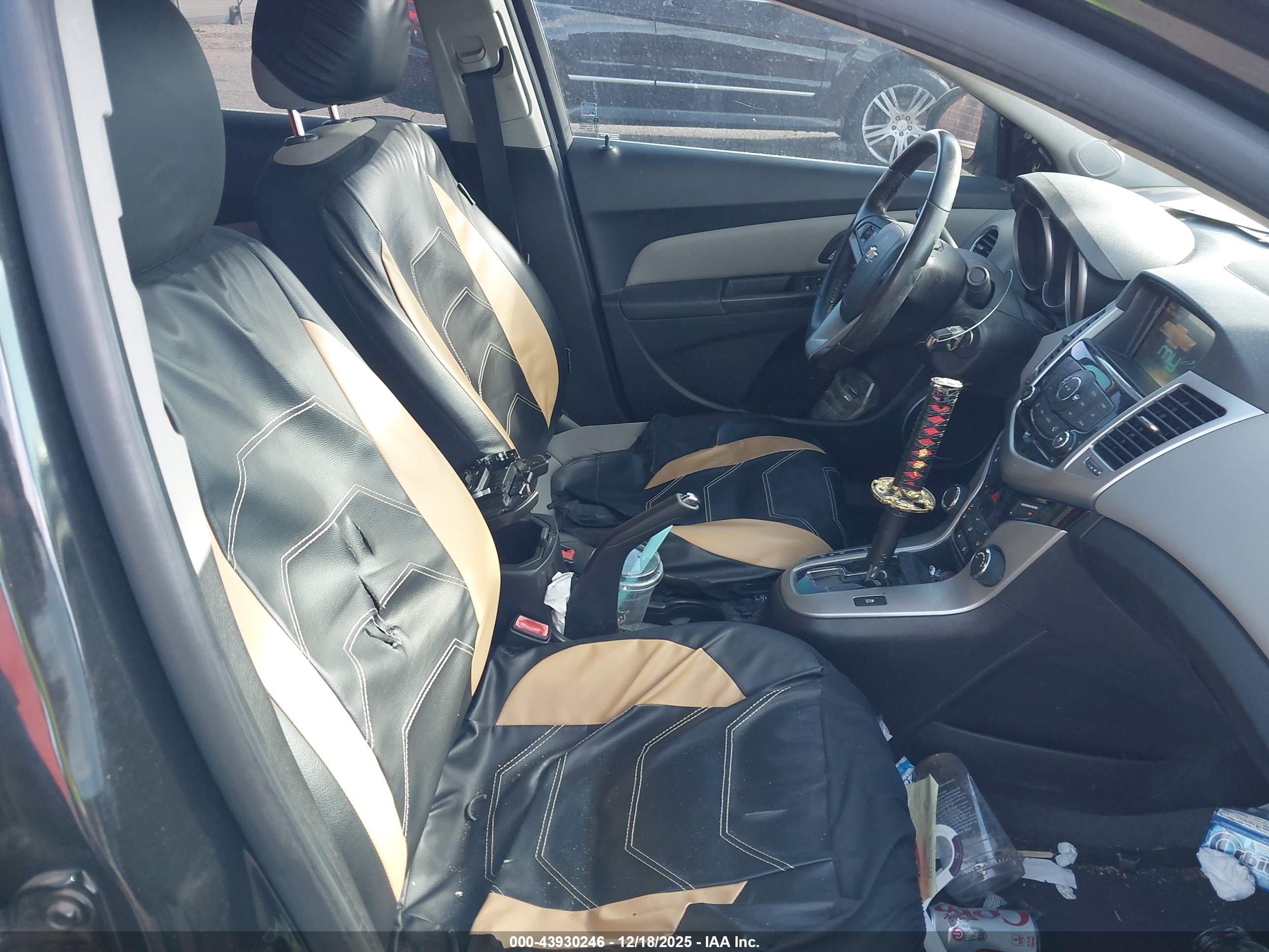 CHEVROLET CRUZE image 5
