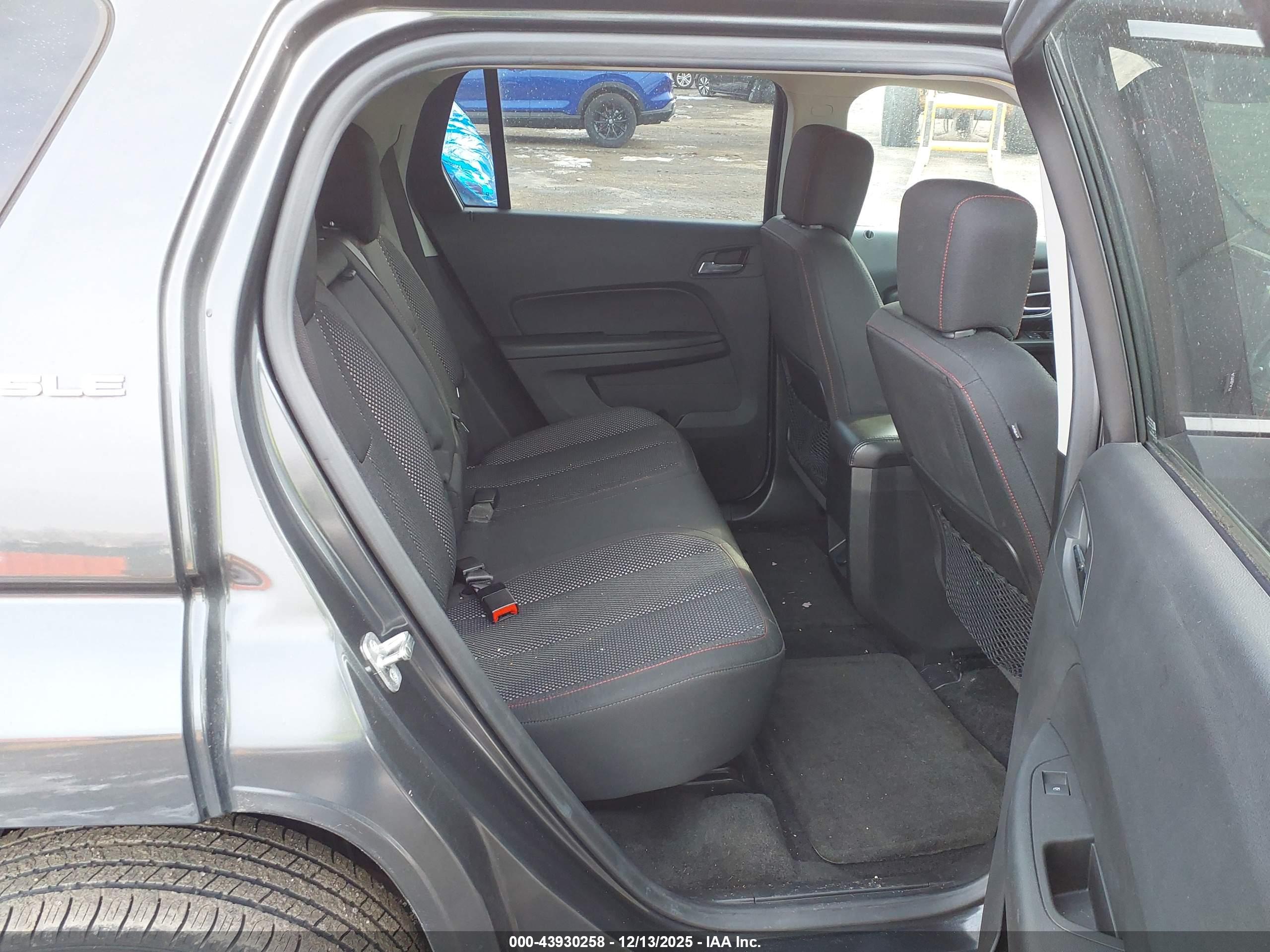 GMC TERRAIN image 8