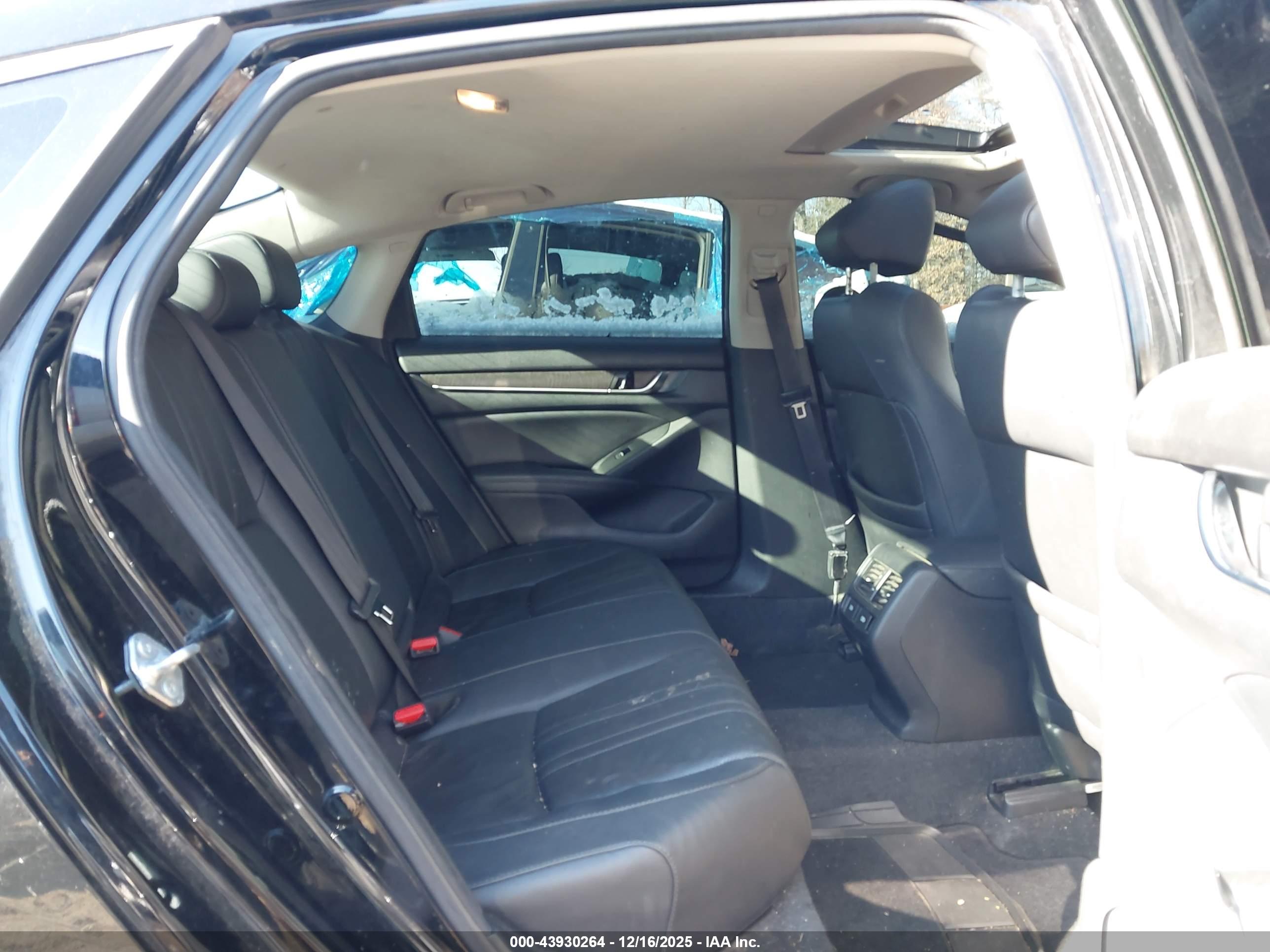 HONDA ACCORD image 8