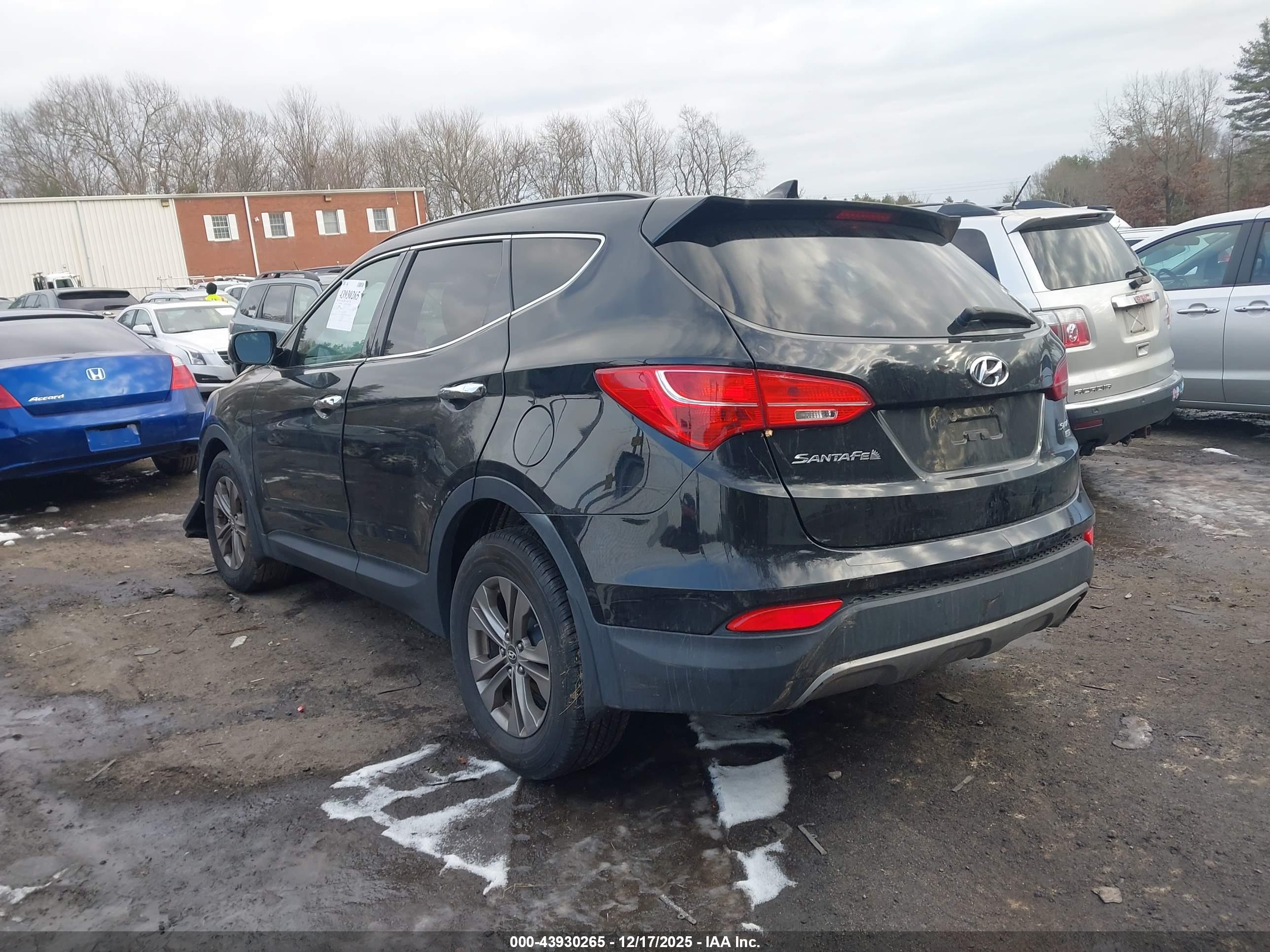 HYUNDAI SANTA image 3