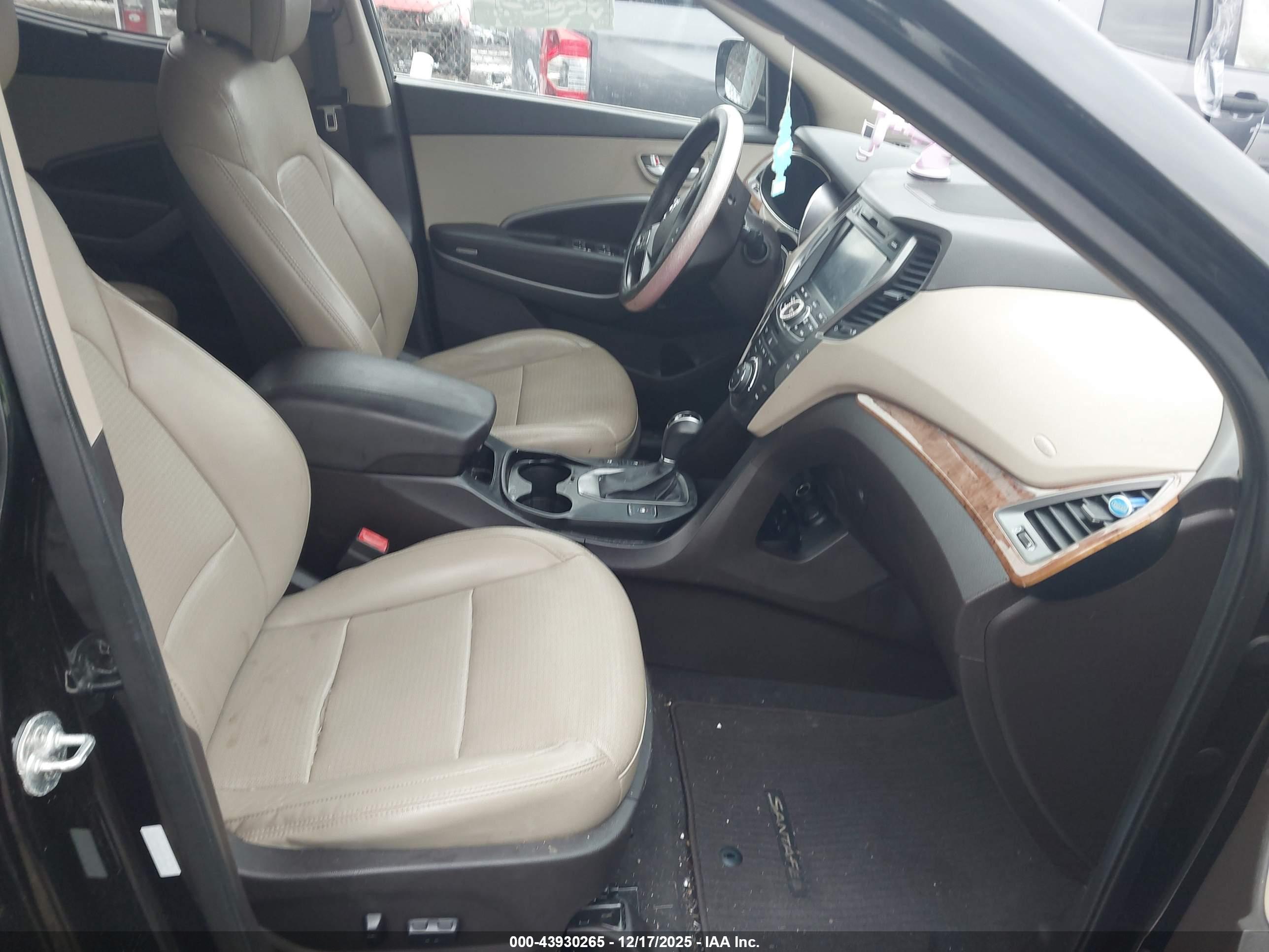 HYUNDAI SANTA image 5