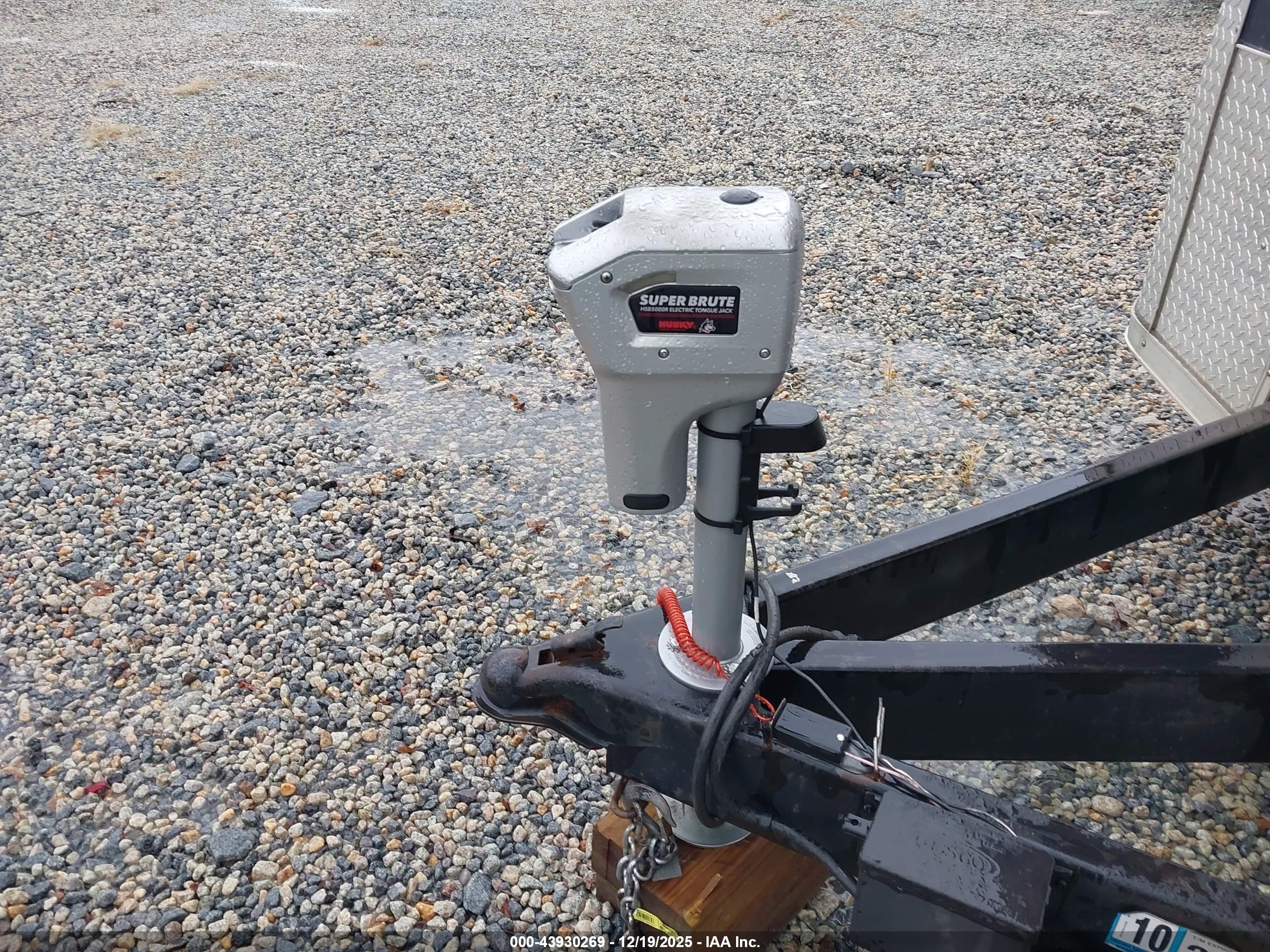 TITANIUM TRAILER image 10