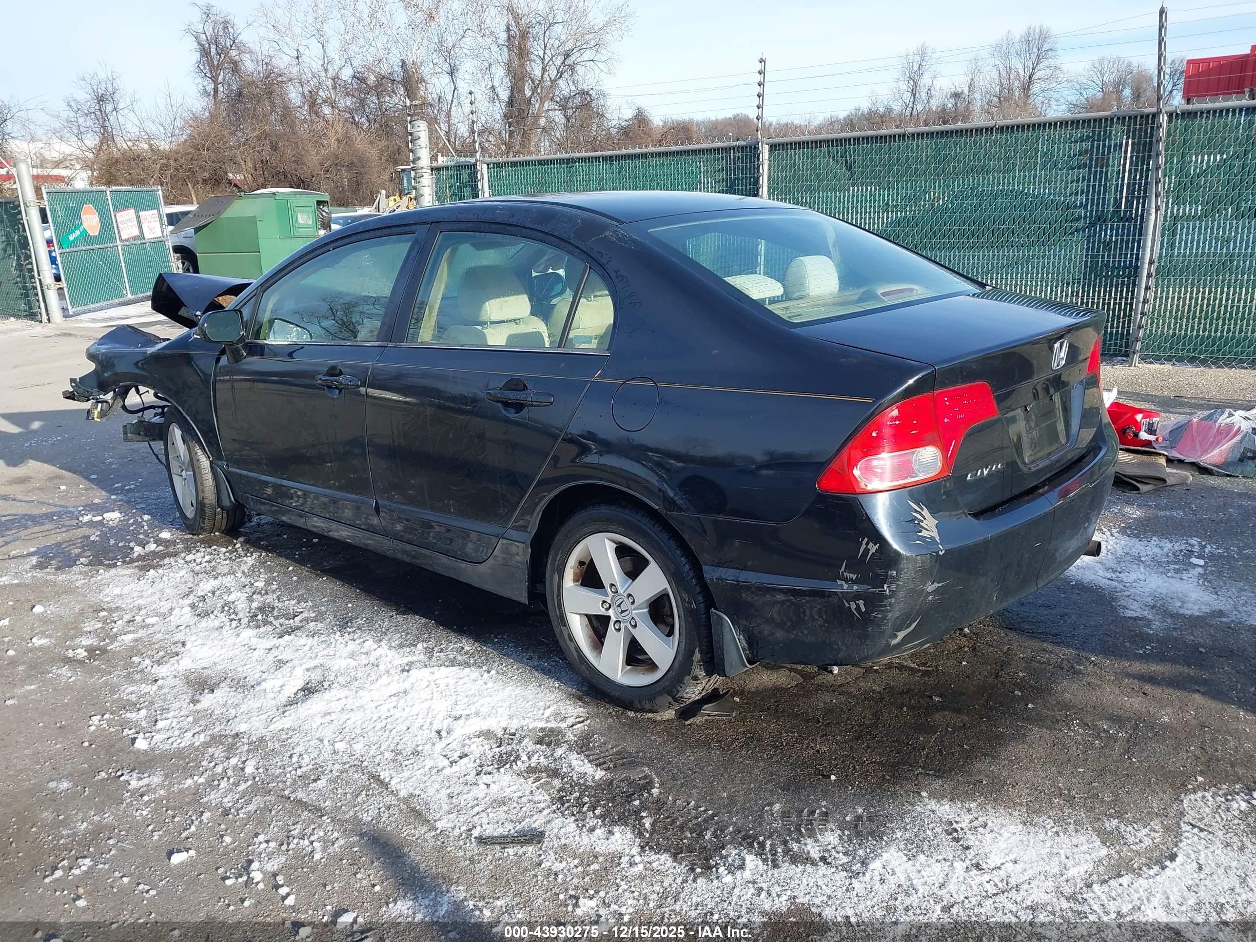 HONDA CIVIC image 3