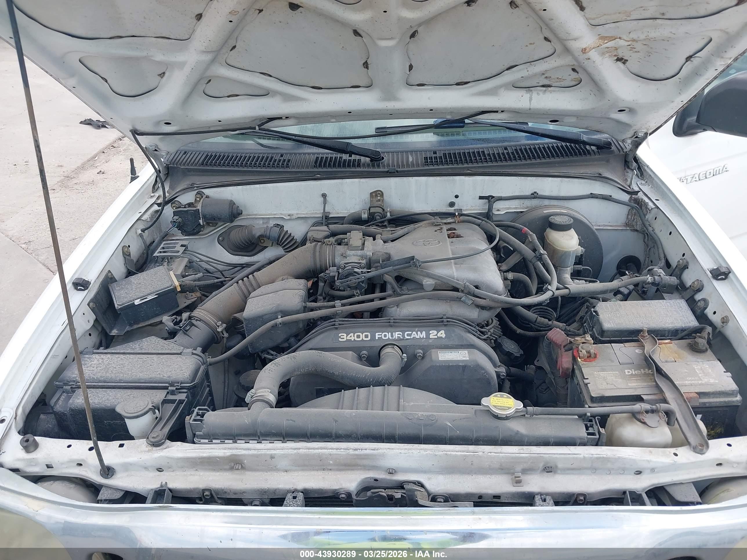 TOYOTA TACOMA image 10
