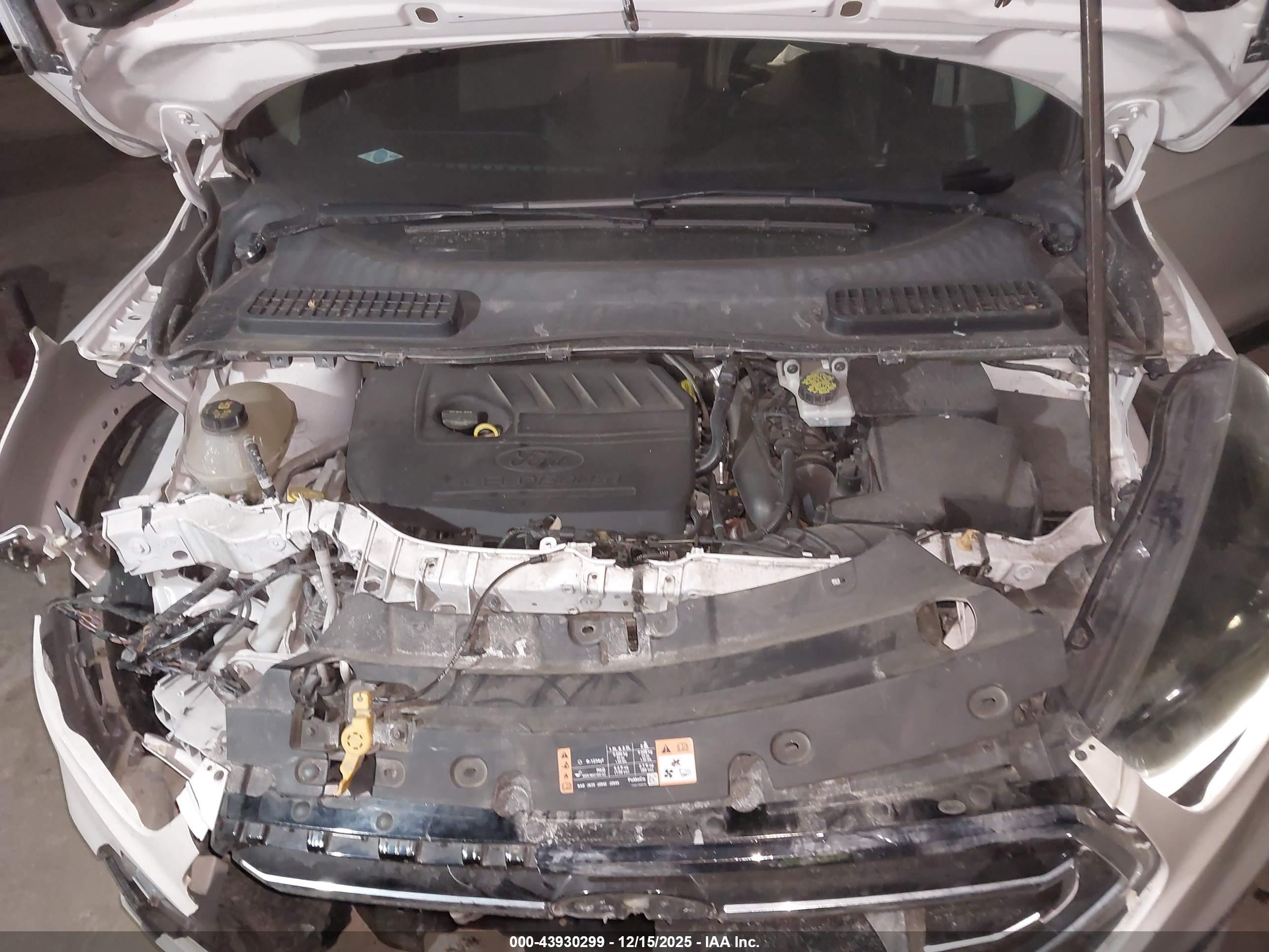 FORD ESCAPE image 10