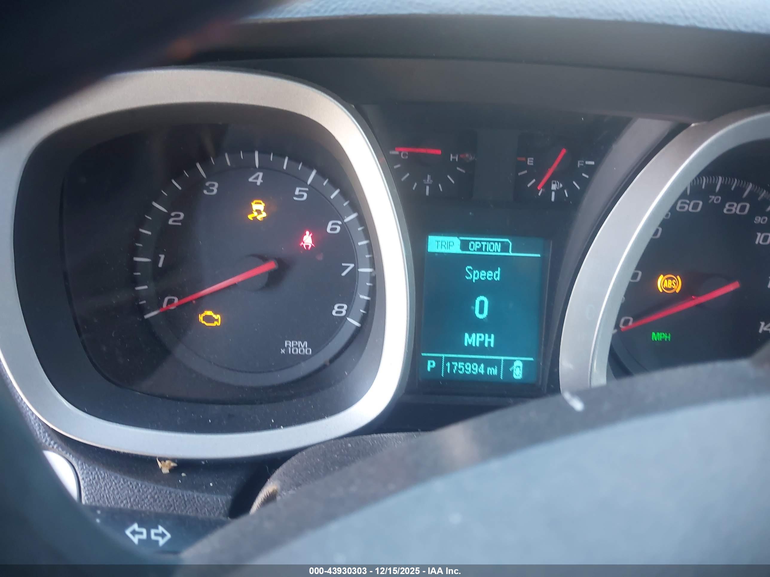 CHEVROLET EQUINOX image 7