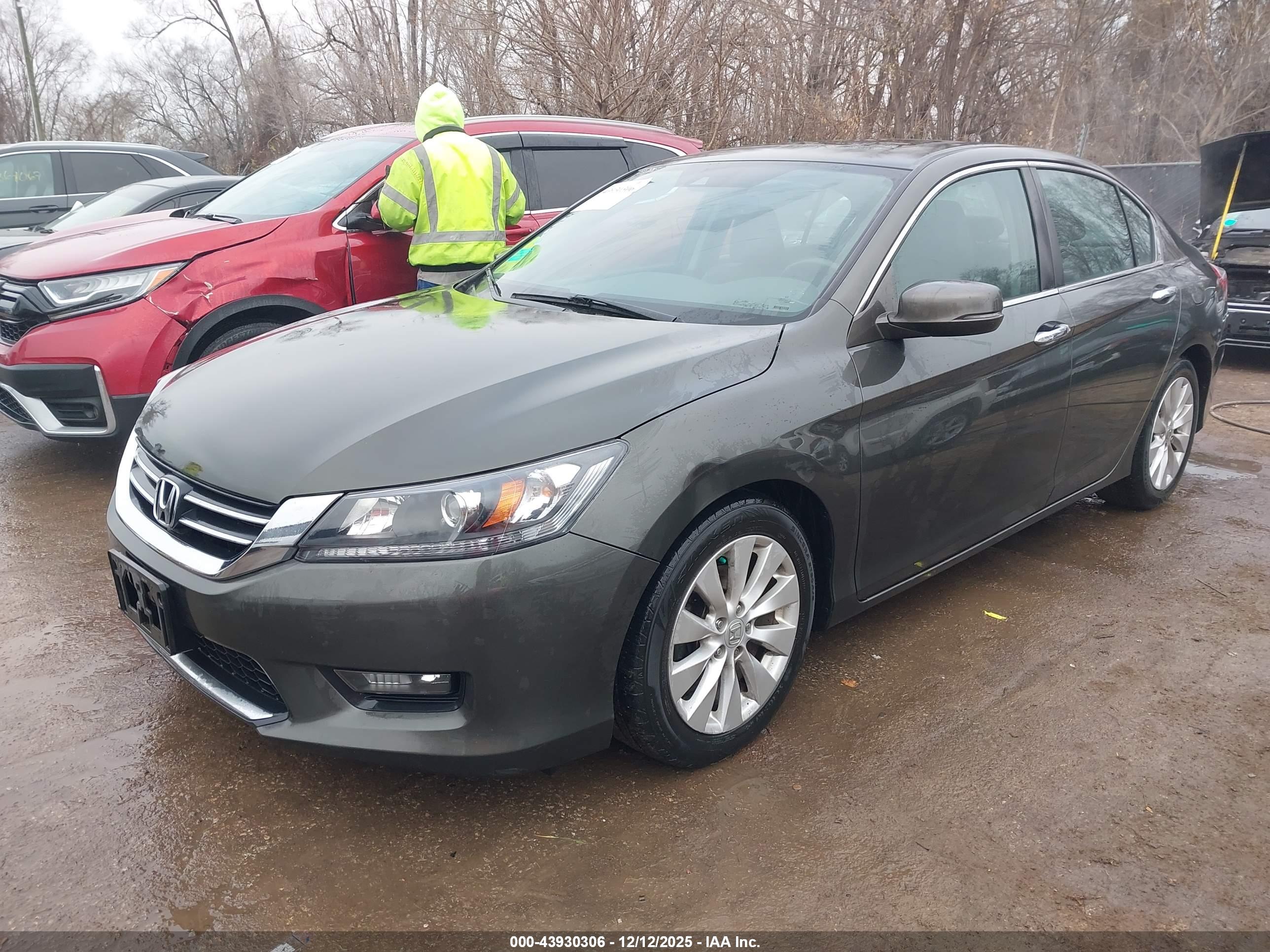 HONDA ACCORD image 2