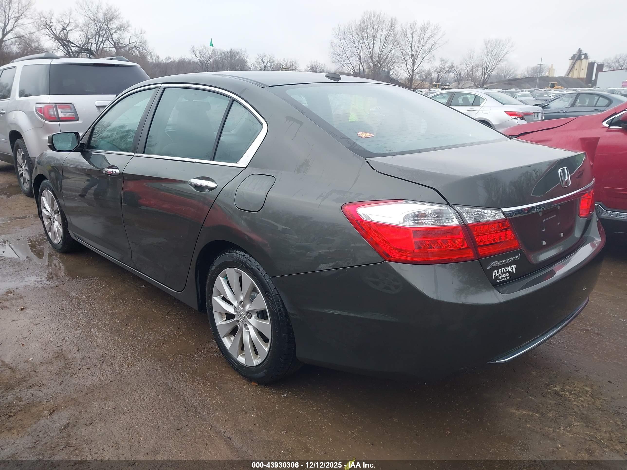 HONDA ACCORD image 3