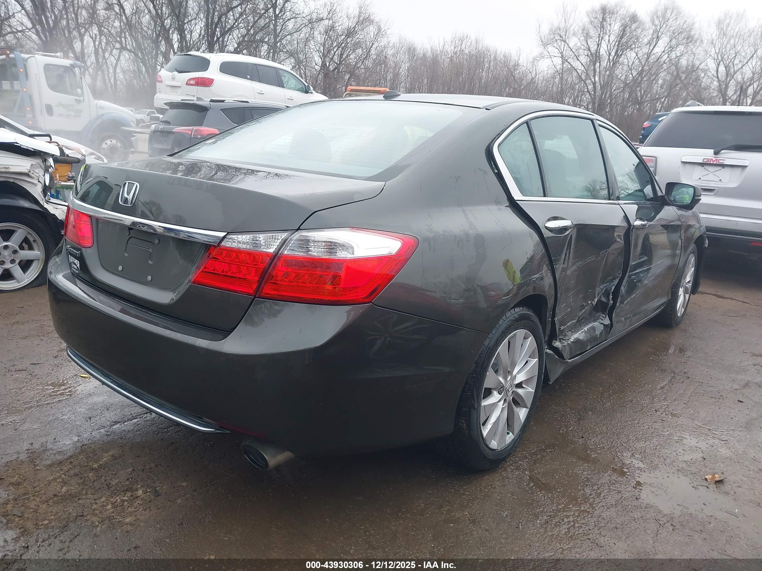 HONDA ACCORD image 4