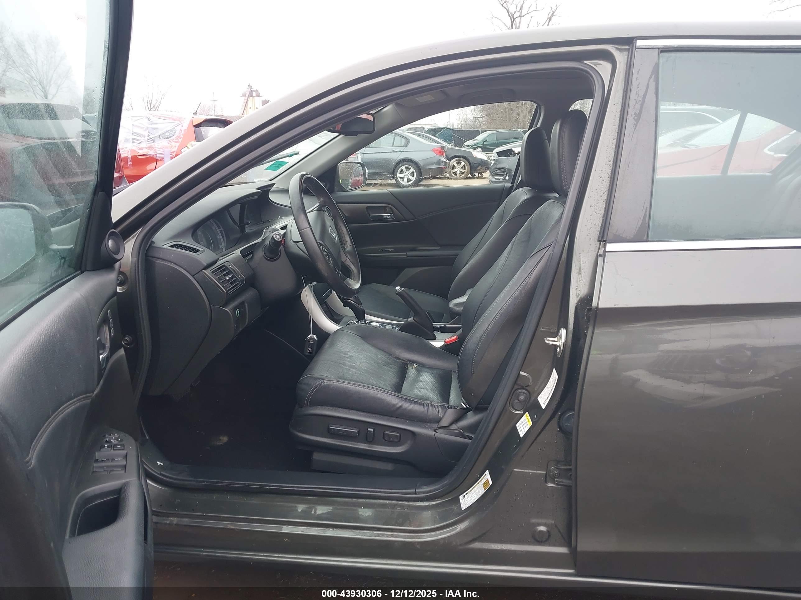 HONDA ACCORD image 5