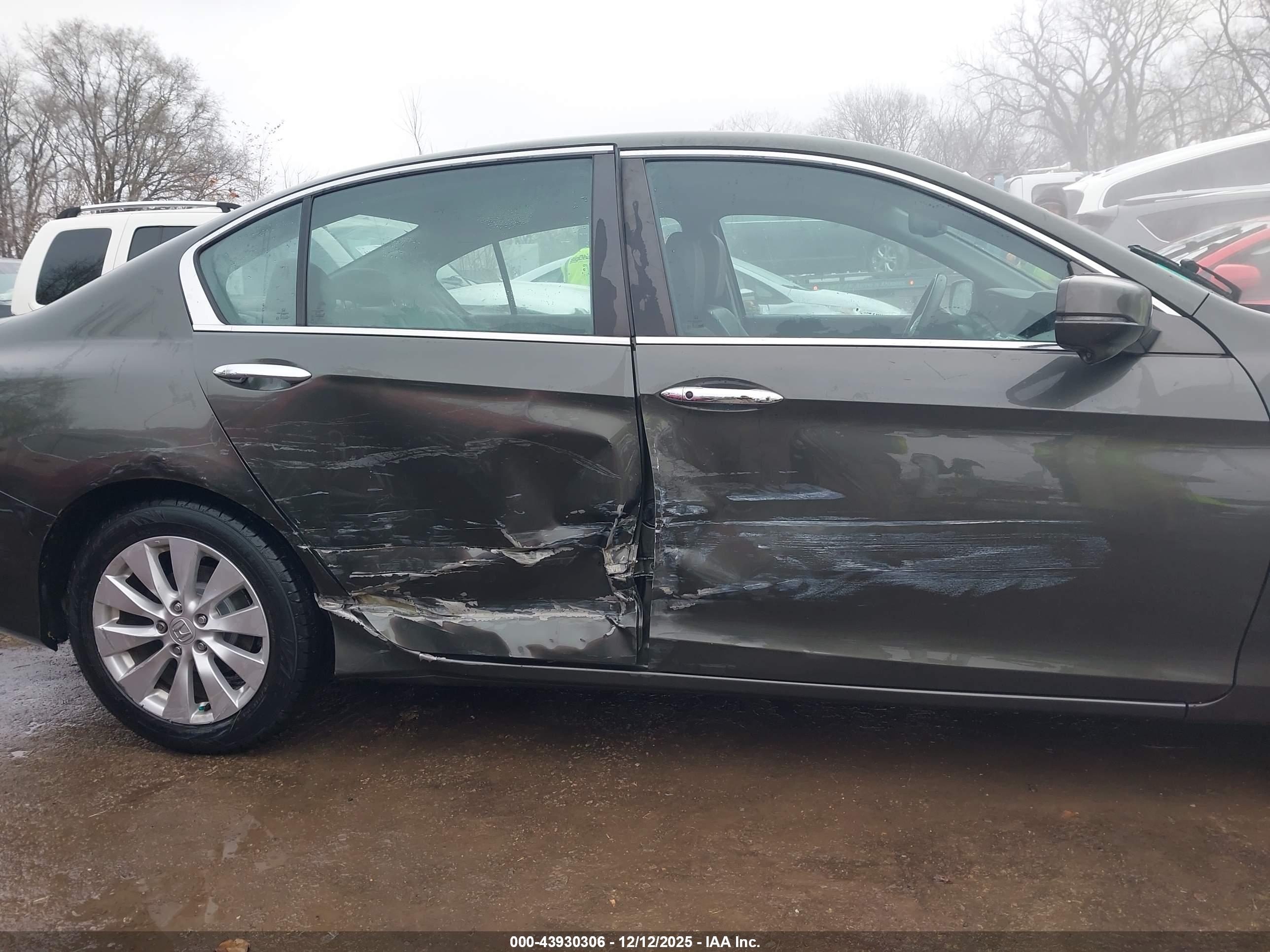 HONDA ACCORD image 6