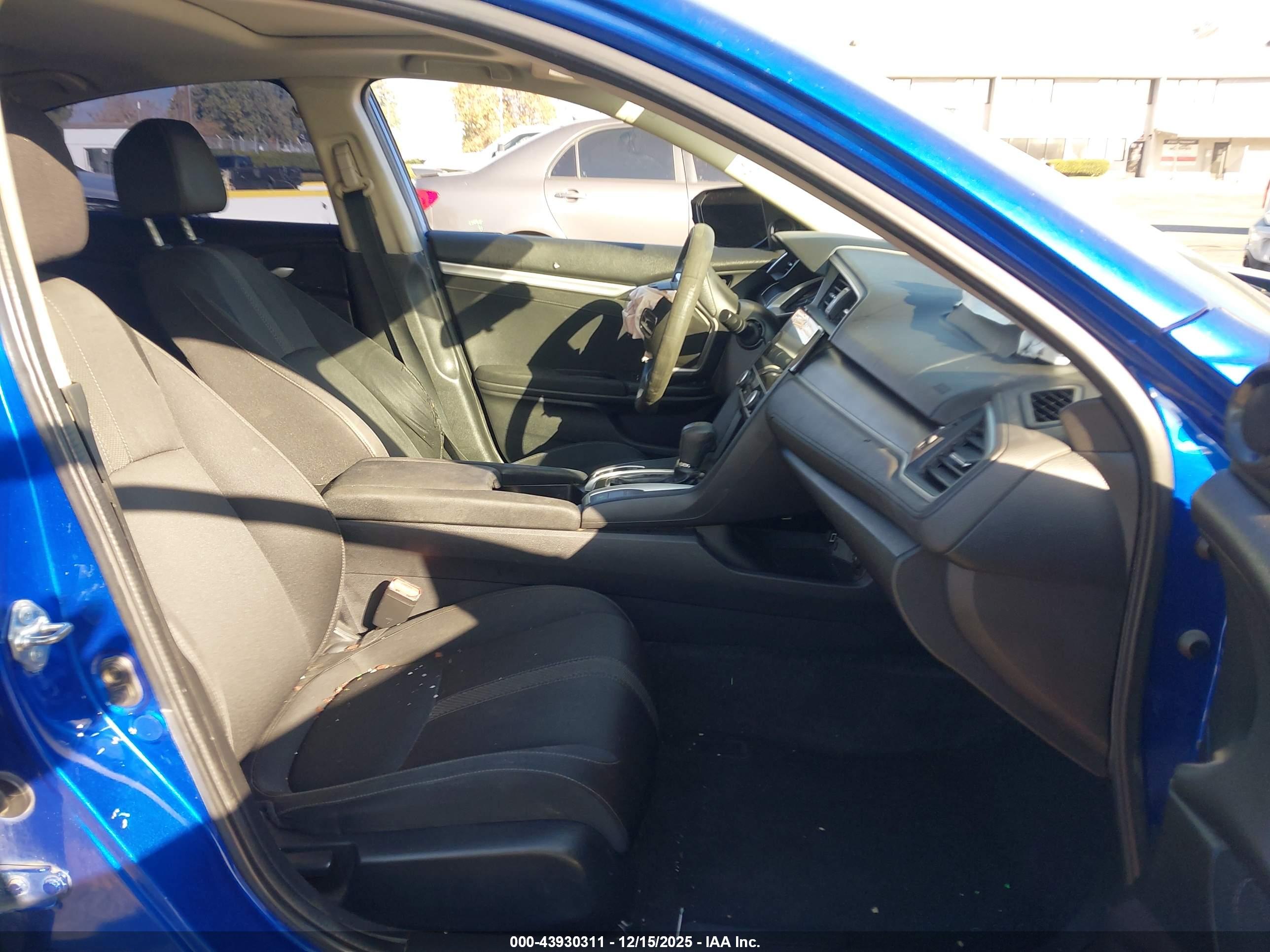 HONDA CIVIC image 5